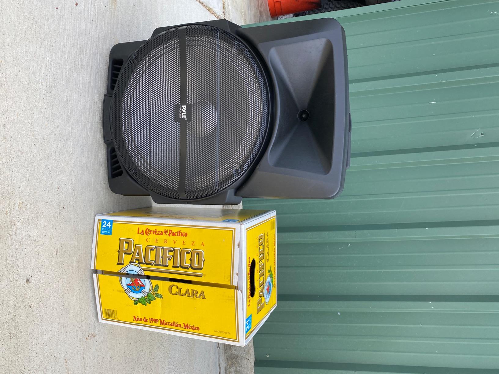 Pyle Wireless Portable PA Speaker System -1200W High Powered Bluetooth Compatible Indoor&Outdoor DJ Sound Stereo Loudspeaker wITH USB MP3 AUX 3.5mm Input, Flashing Party Light & FM Radio -PPHP1544B customer photo 1