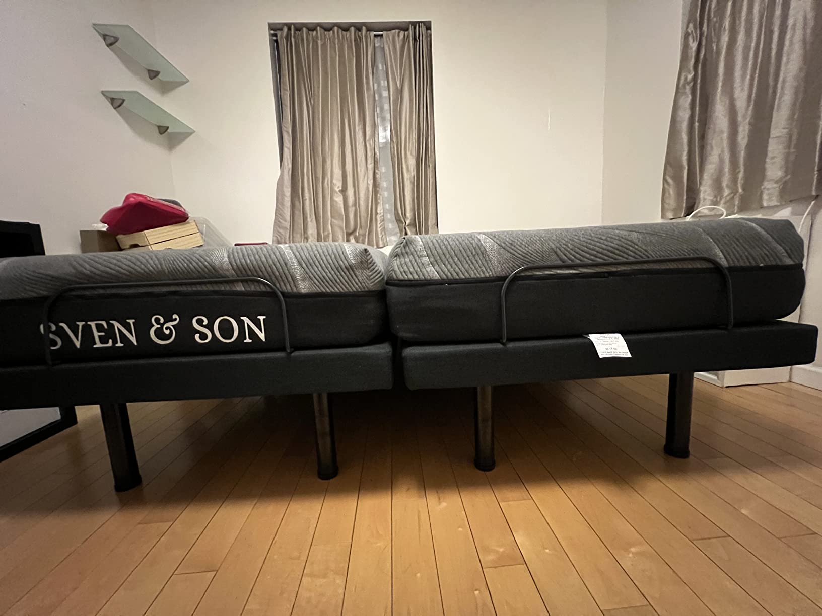 Sven & Son Classic Adjustable Bed Base, Head and Foot Lift, Massage, Under-Bed Lights, USB, Gel Memory, Zero Gravity Smart Frame - Queen + 10 inch Memory Foam Matt (Firm) customer photo 2