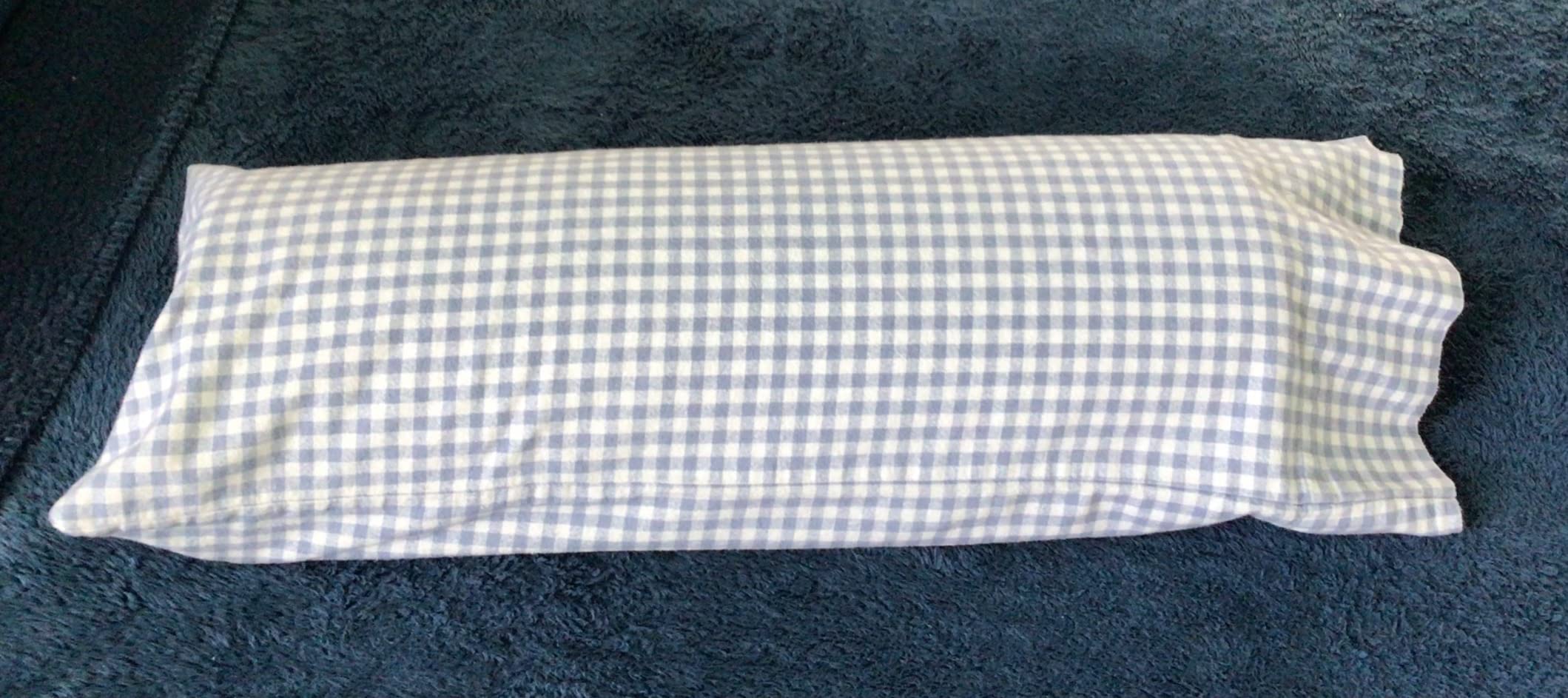 Everlasting Comfort Under Knee Pillow for Back Sleeping - Memory Foam Half Moon Leg Bolster Pillow for Back Pain, Thoracic Support customer photo 2