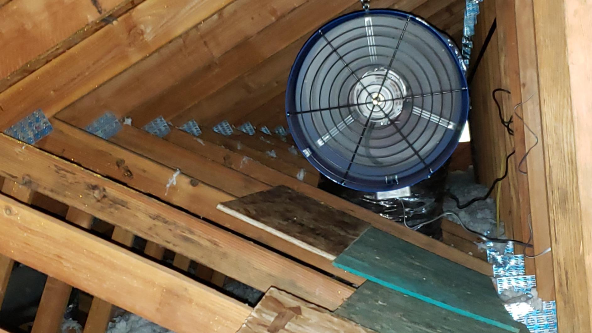 QA-Deluxe 5500 Energy Efficient Whole House Fan 2 Speed Temp/Timer Control customer photo 2