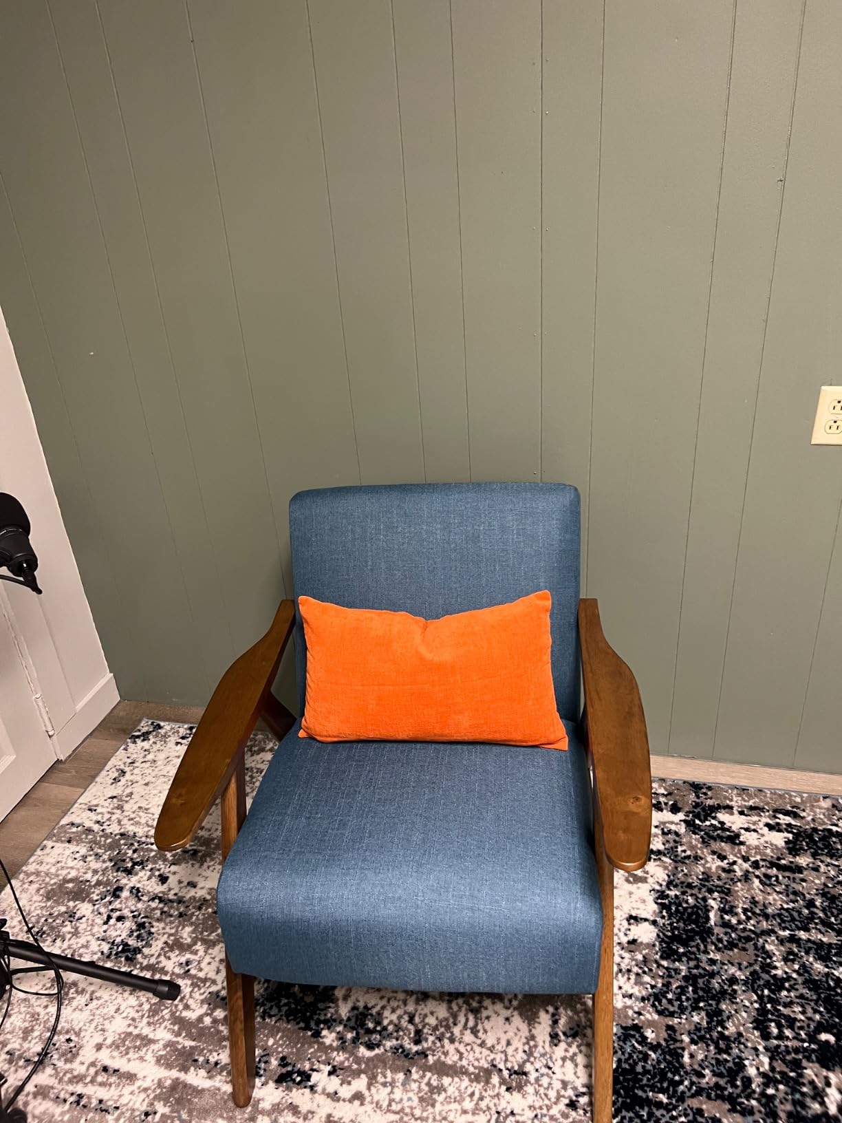 Lexicon Mid Century Modern Accent Chair with Walnut Wood Frame, Light Brown | Upholstered Living Room Lounge Arm Chair, Thick and Comfy Innerspring Seat Cushion, Linen-Look Fabric customer photo 1