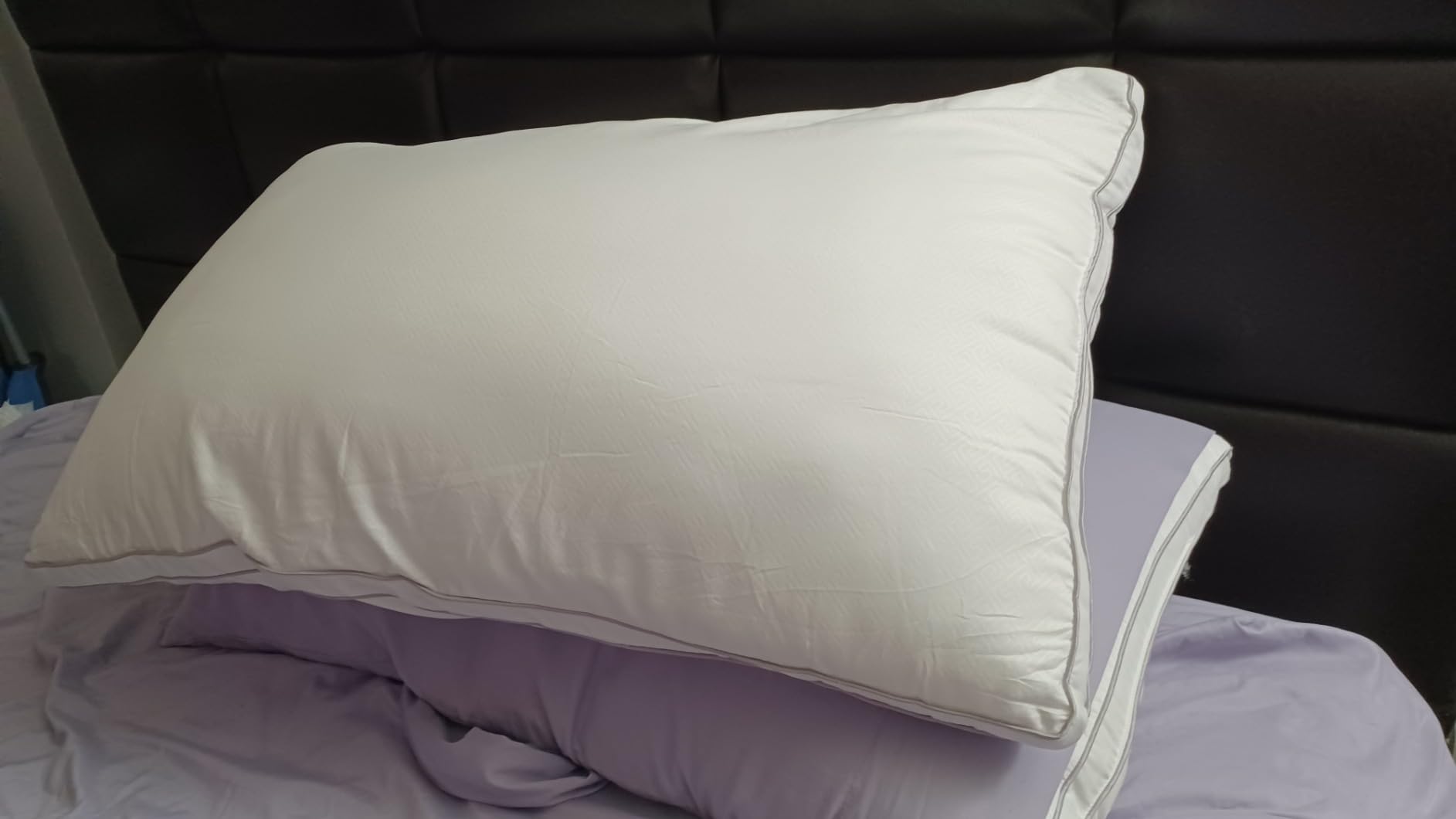viewstar Pillows Queen Size Set of 2, Firm Support Bedding, White | Down Alternative, Gusseted, Hotel Quality, Fluffy Plump Filling, Oeko-Tex Certified, Machine Washable, for Side Sleepers customer photo 2