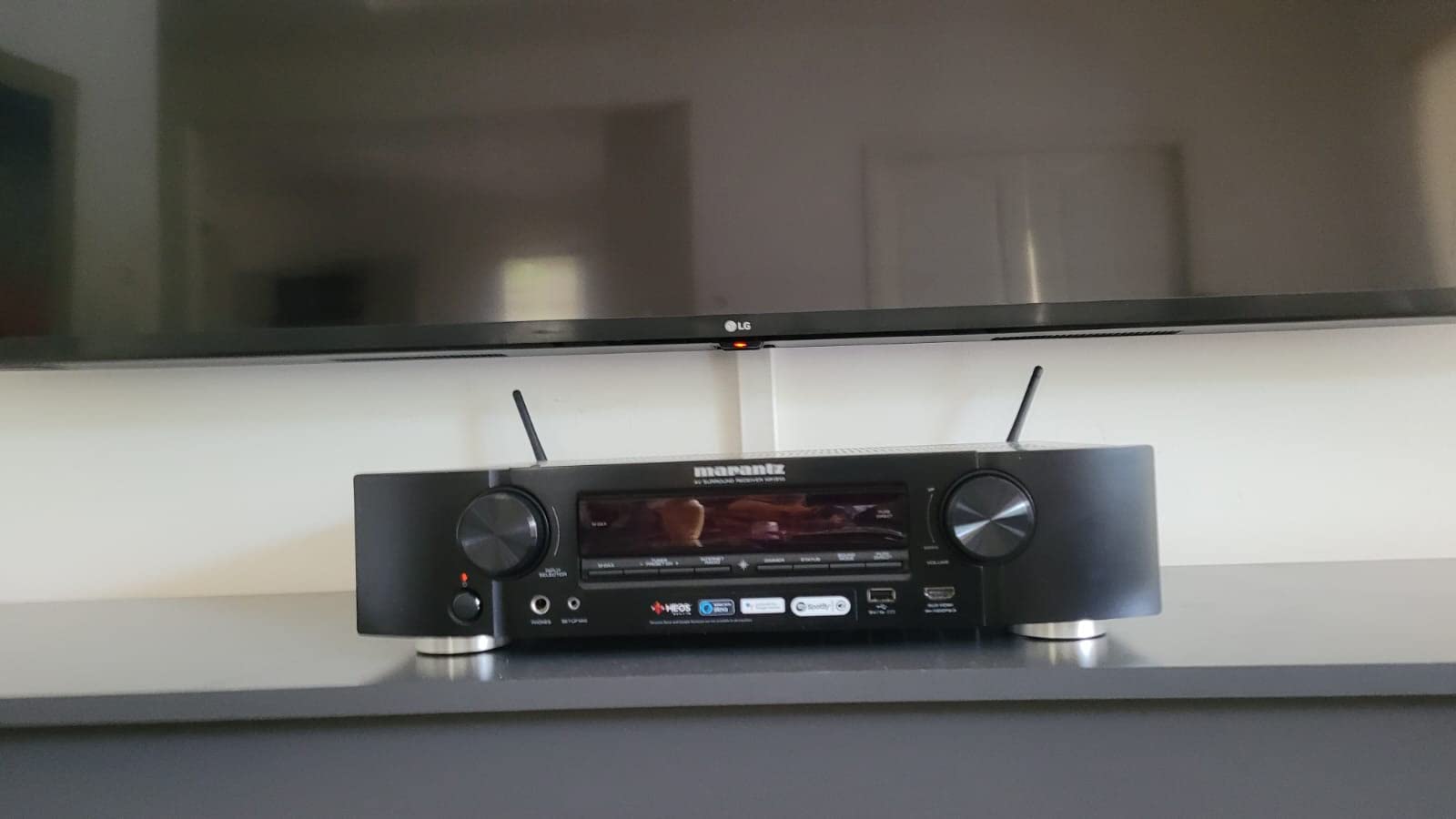 Marantz NR1510 UHD AV Receiver – Slim 5.2 Channel Home Theater Amplifier, Dolby TrueHD and DTS-HD Master Audio | Alexa Compatible | Stream Music via Wi-Fi, Bluetooth and HEOS Black customer photo 1