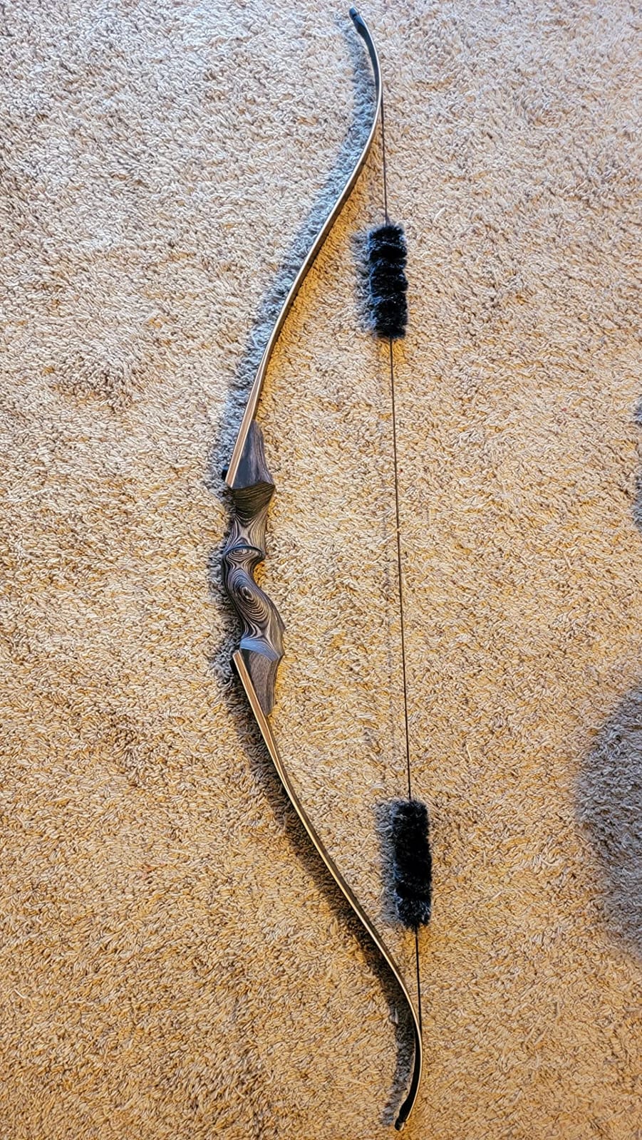 Black Hunter Takedown Recurve Bow, 60