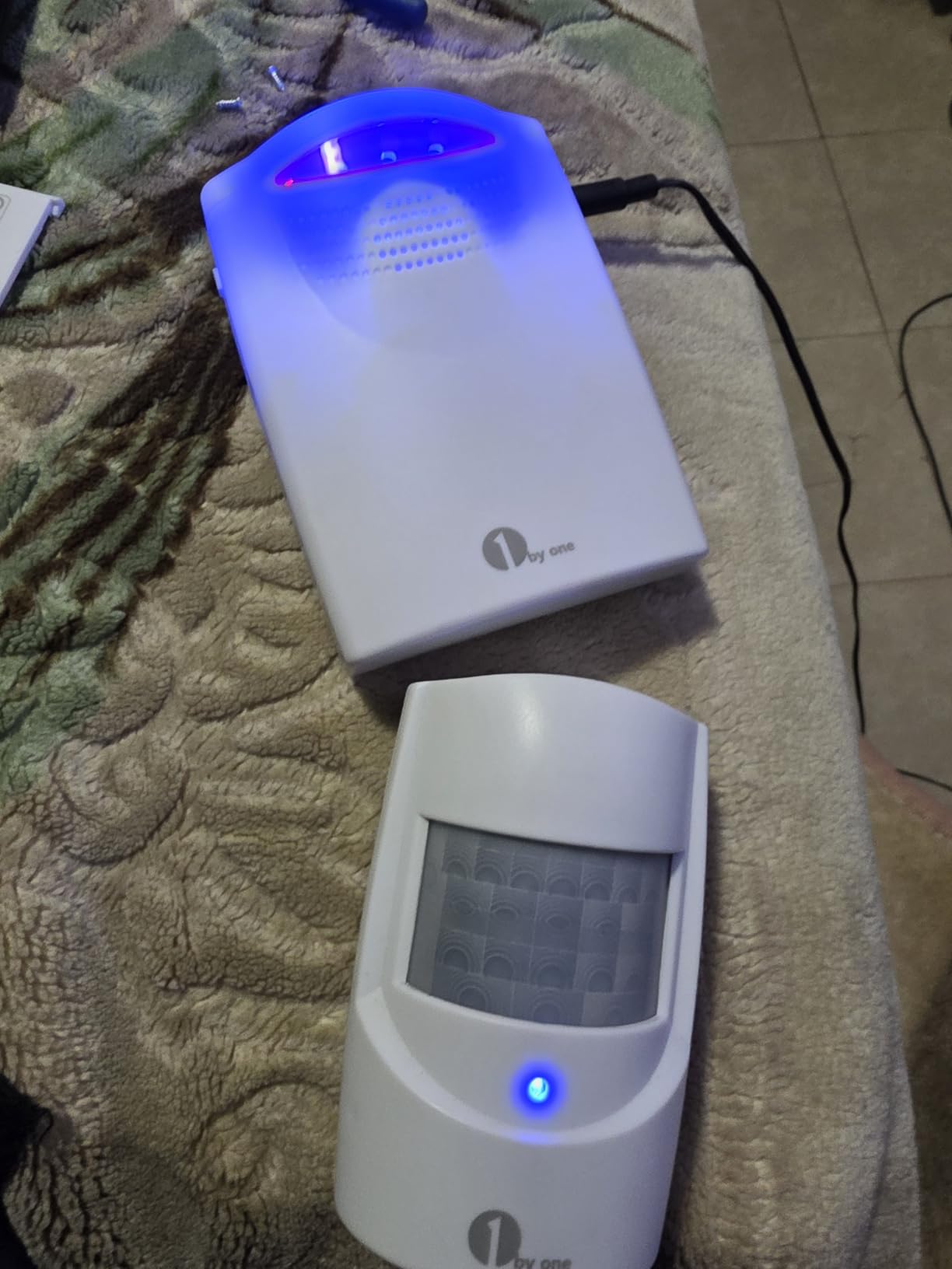 1byone Driveway Alarm Wireless Outside, 1 Receiver 2 Infrared Sensors customer photo 2