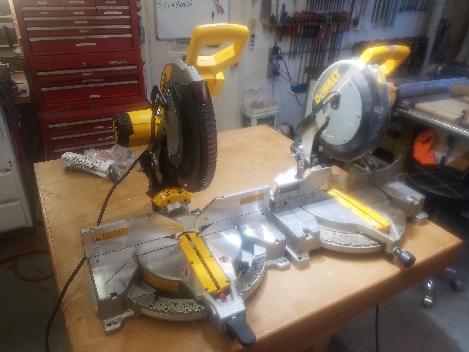 DEWALT Miter Saw, 12-Inch, Double Bevel, Compound, XPS Cutline, 15-Amp (DWS716XPS) customer photo 1
