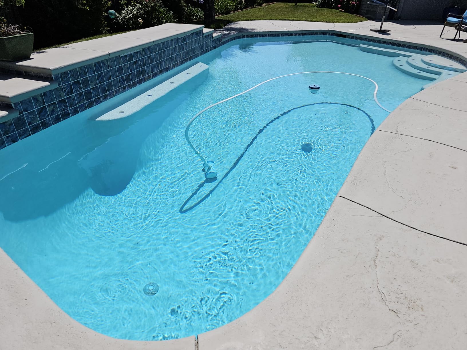 Hayward Poolvergnuegen Suction Pool Cleaner (2 Wheel) Pools up to 16 x 32ft customer photo 2