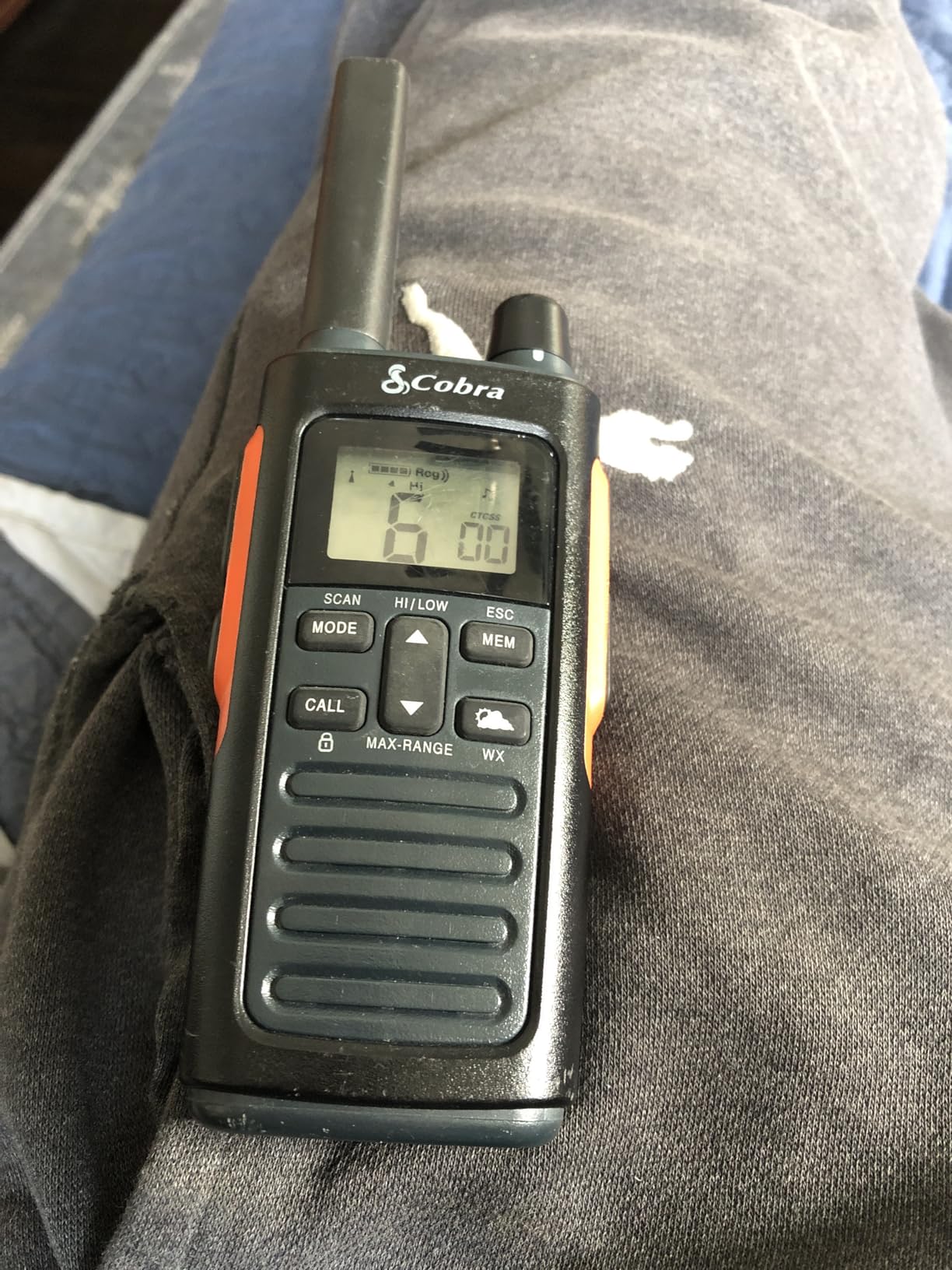 Cobra RX680 Walkie Talkies (2-Pack), IP54 Water Resistant Design customer photo 2
