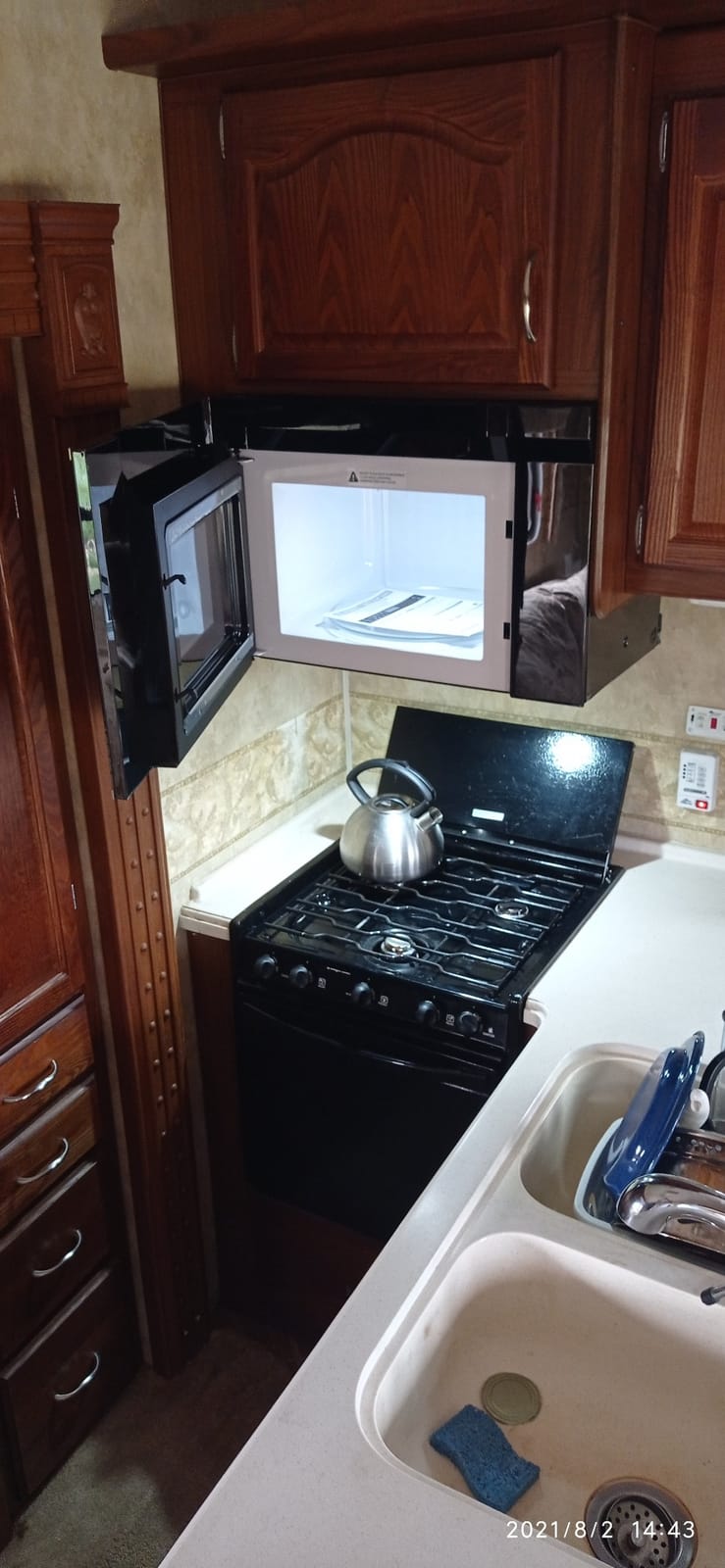 30 in. Stellar Coll 1.9 cu ft Over the Range Microwave, Vent Fan, Stainless customer photo 1