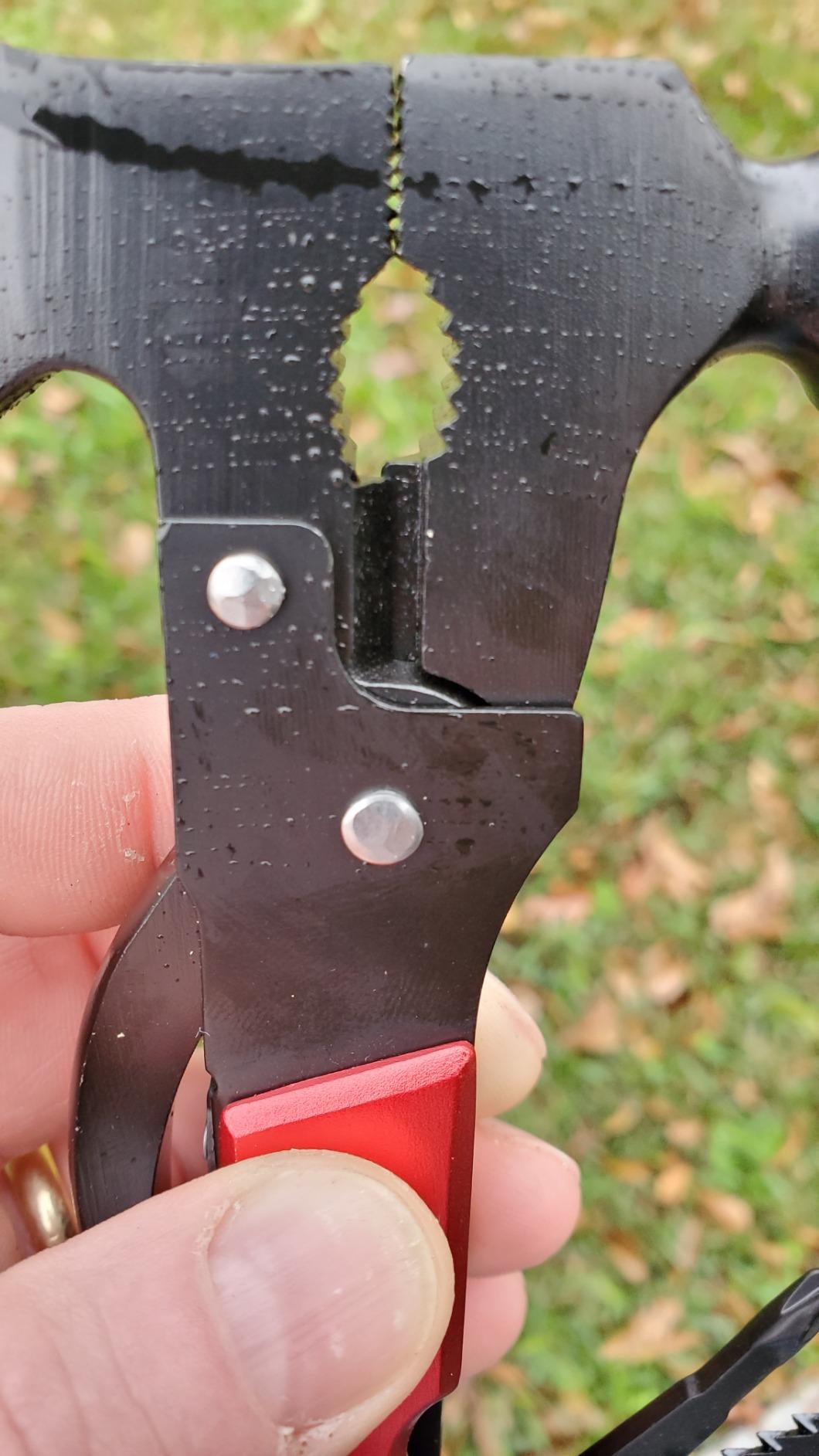 Christmas Gifts for Men Dad, RoverTac Multitool Axe for Mens Gifts, Gifts for Dad Husband Dad Boyfriend, Christmas Gifts Mens Stocking Stuffers-14 in 1 Multi Tool Axe Hatchet customer photo 2