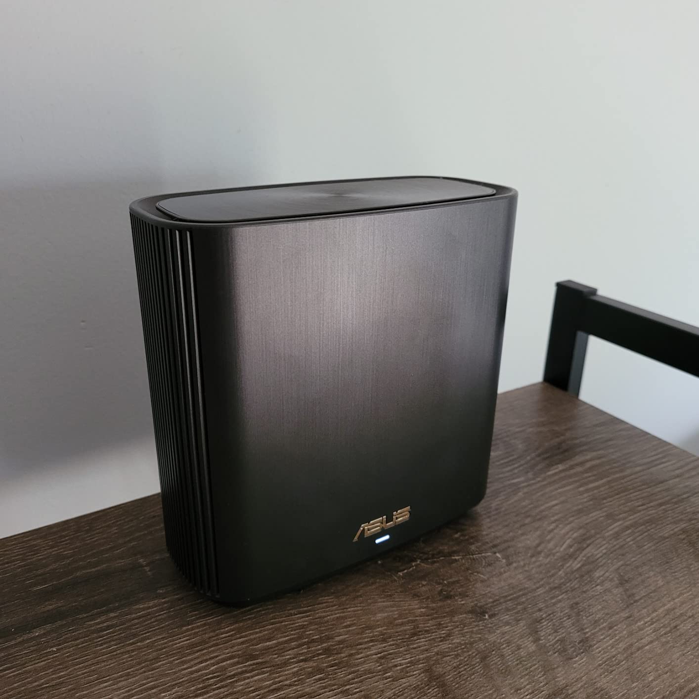 ASUS ZenWiFi AX Whole-Home Tri-Band Mesh WiFi 6 System (XT8) - 2 Pack, Coverage up to 5,500 sq.ft or 6+Rooms, 6.6Gbps, WiFi, 3 SSIDs, Life-time Network Security and Parental Controls, 2.5G Port customer photo 1