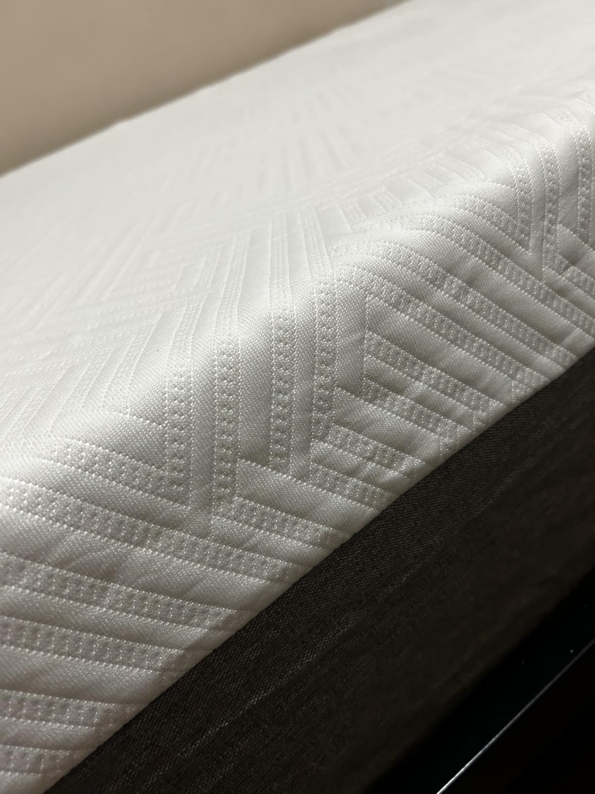 Novilla Full Size Mattress, 10 inch Gel Full Size Memory Foam Mattress | Cooling Comfort & Pressure Relieving, Target Zoned Support for Back Pain Relief, CertiPUR US Certified, Bliss customer photo 1