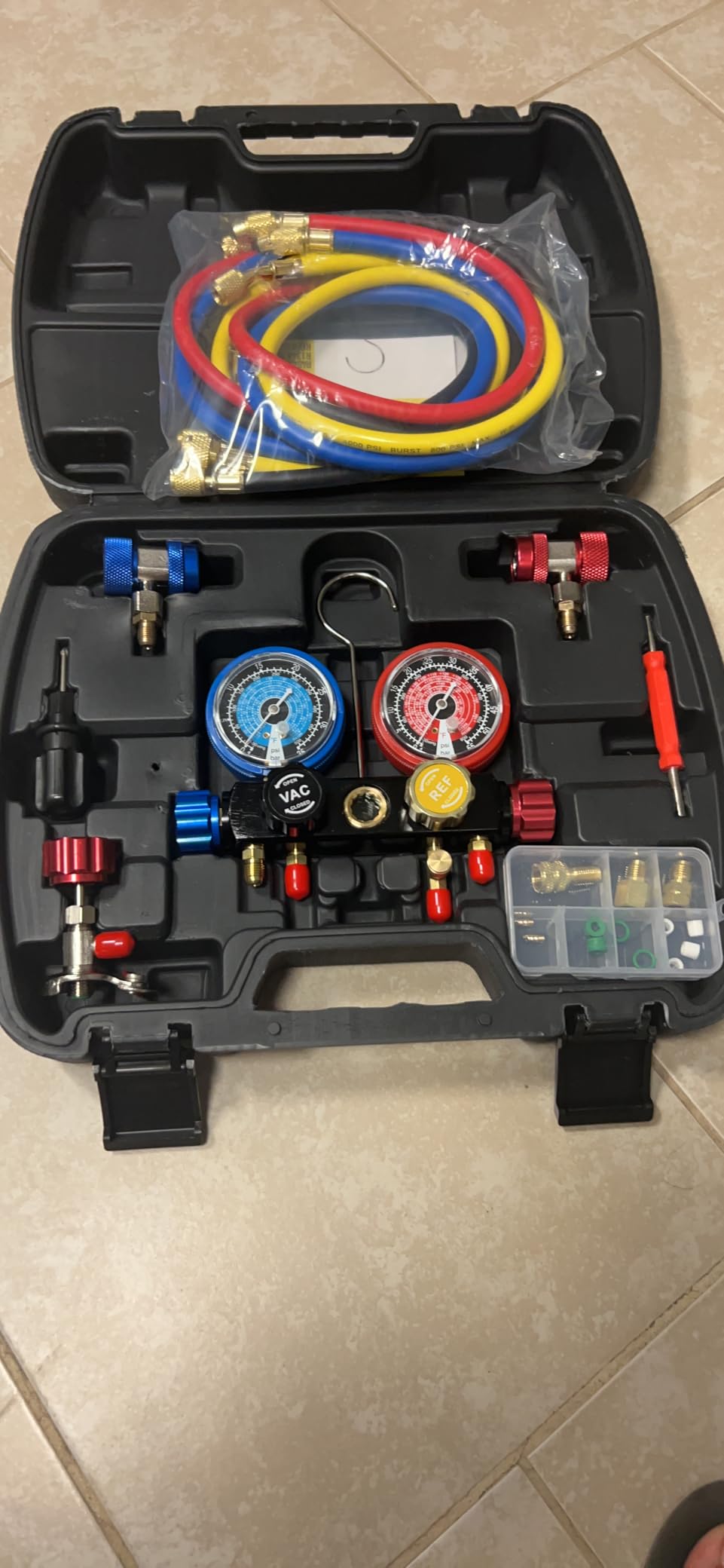 UPGRATED Version 4 Way A/C Manifold Gauge Set Fits R134A R410A R404A R22 Refrigerants with 5FT Hose, 3 Acme Tank Adapters, Adjustable Couplers and Can Tap customer photo 2