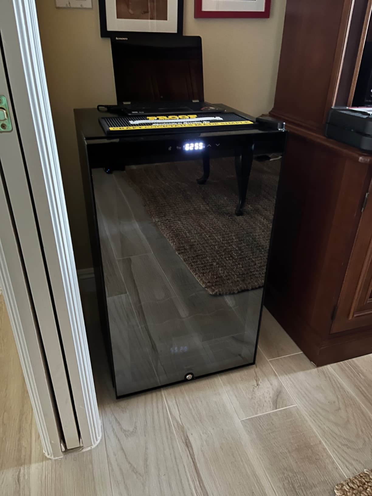 Ivation 33 Bottle Dual Zone Wine Cooler Refrigerator w/Lock | Large Freestanding Wine Cellar For Red, White, Champagne & Sparkling Wine | 41f-64f Digital Temperature Control Fridge Glass Door Black customer photo 1