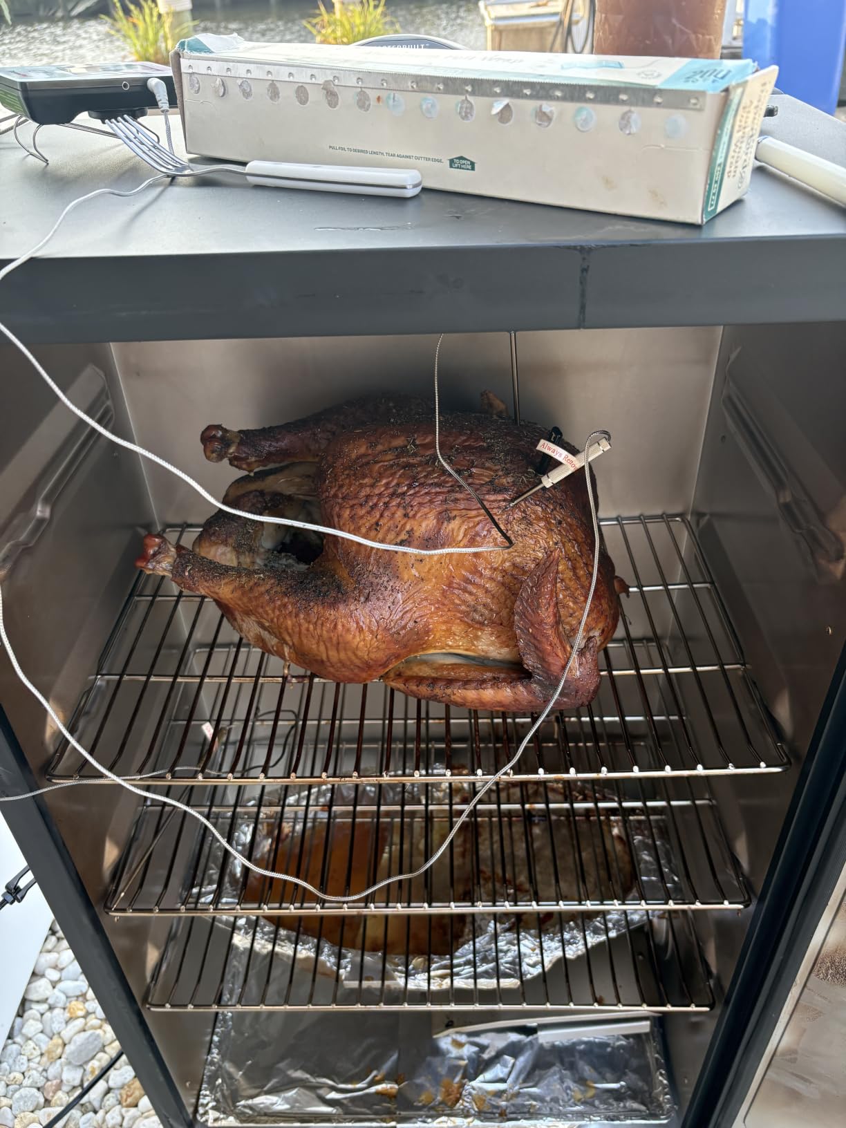 Masterbuilt® 40-inch Digital Electric Vertical BBQ Smoker with Side Wood Chip Loader, Chrome Smoking Racks and 970 Cooking Square Inches in Black, Model MB20072918 customer photo 1