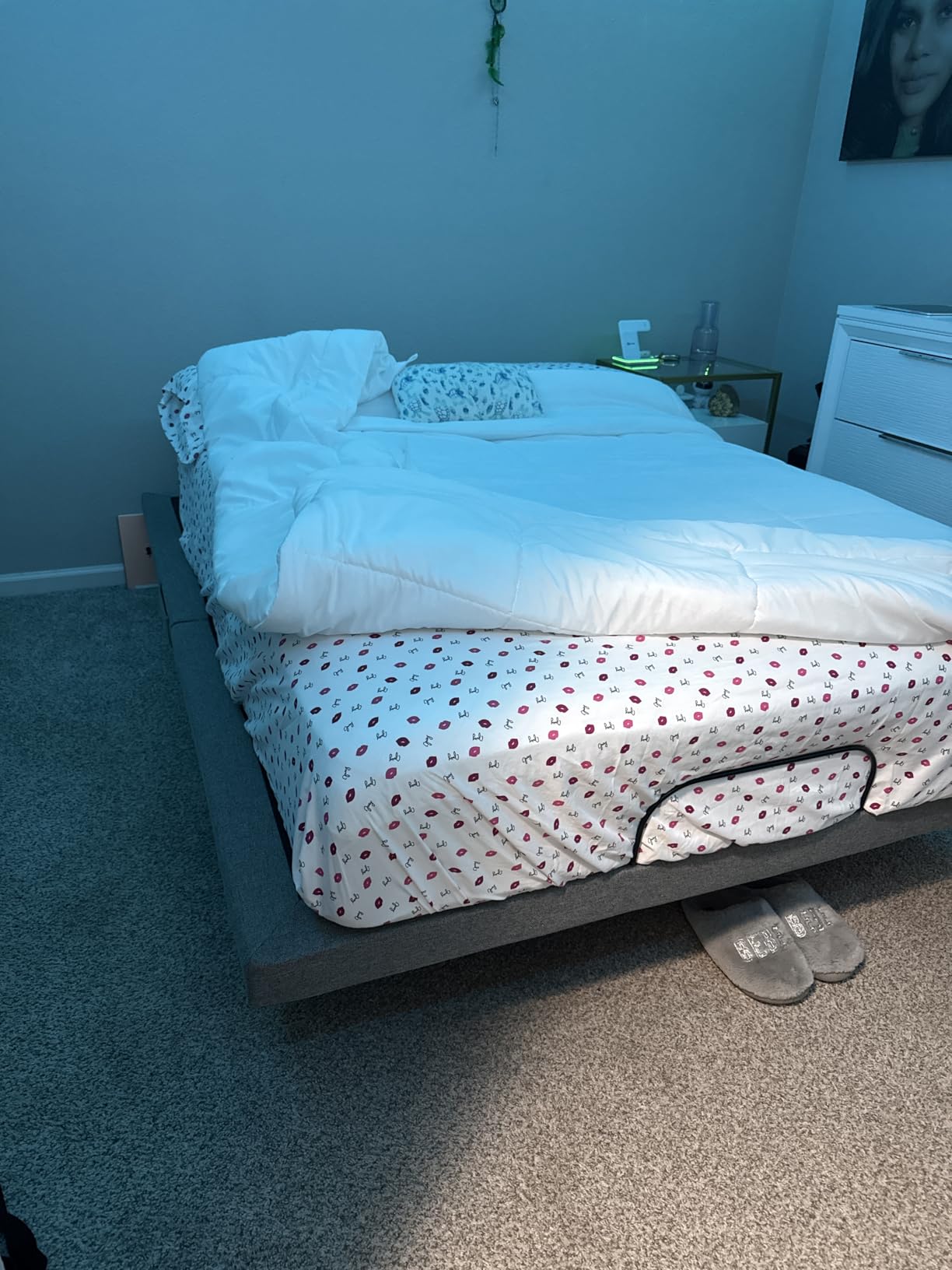 Best Choice Products Ergonomic Split King Size Adjustable Bed Frame, Electric Base w/Wireless Remote Control, Nightlight, Massager, 2 USB Ports customer photo 1
