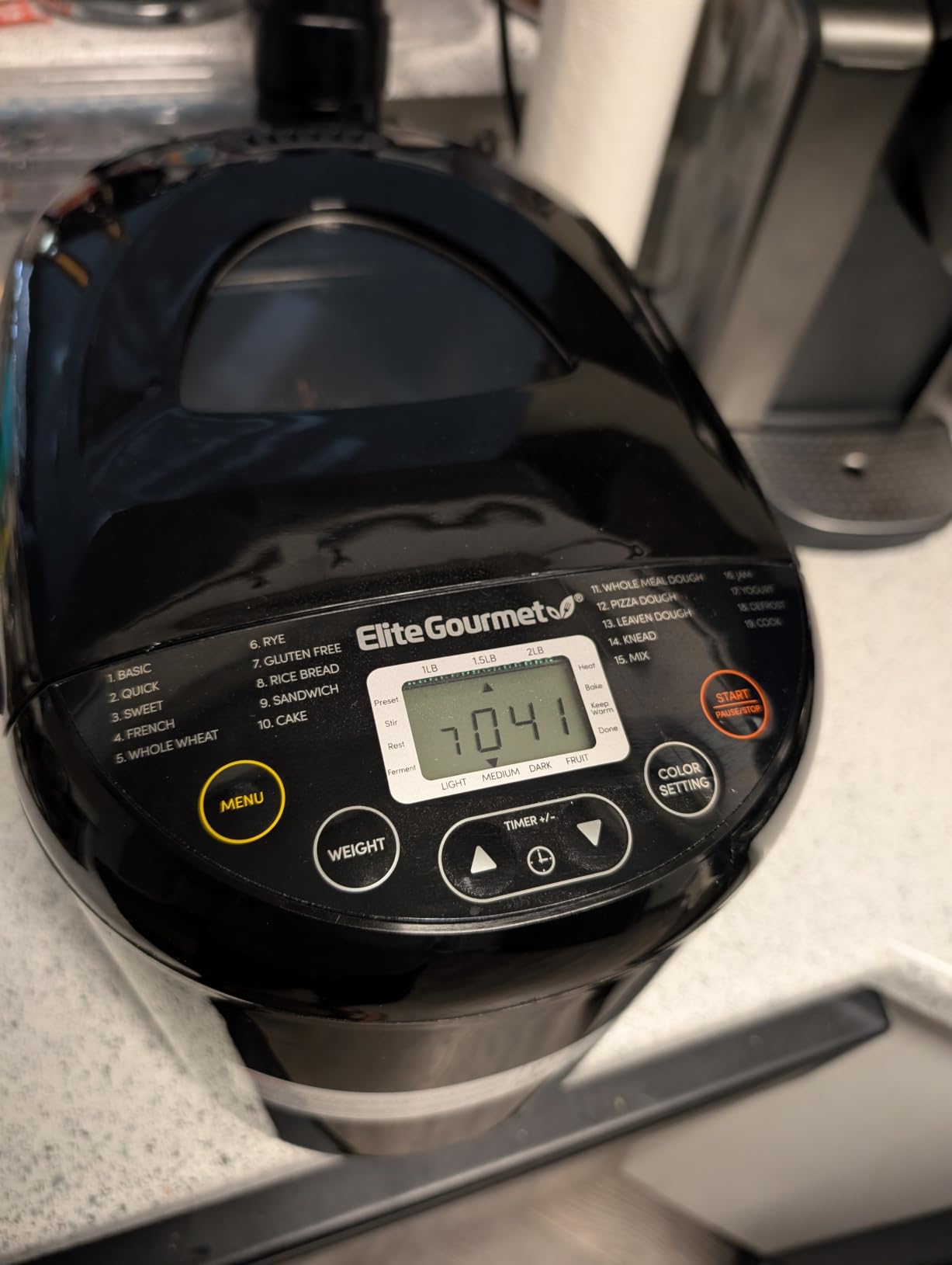 Elite Gourmet 2 Lb Programmable Bread Maker, 3 Sizes, 19 Presets, Black customer photo 1