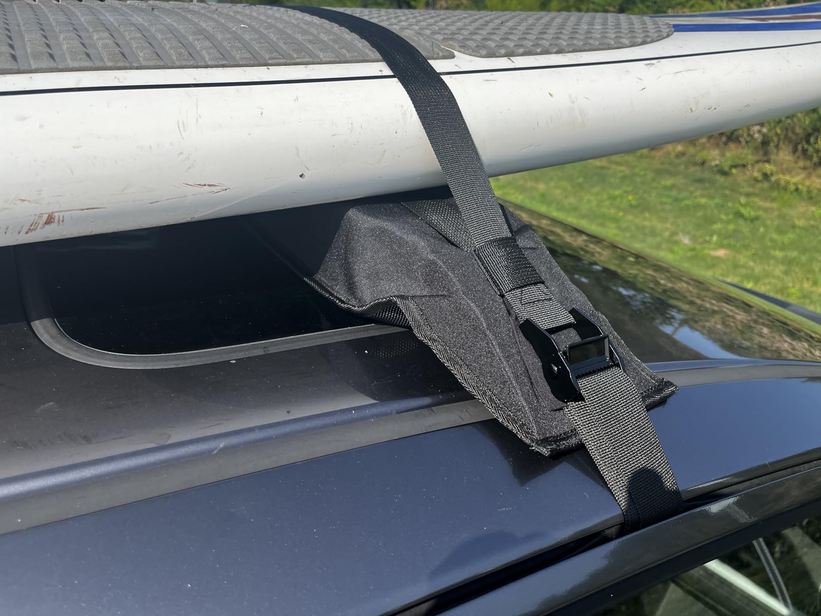 HEYTRIP Universal Soft Roof Rack Pads for Kayak/Surfboard/SUP/Canoe with 15FT Tie-Down Straps and Storage Bag customer photo 1