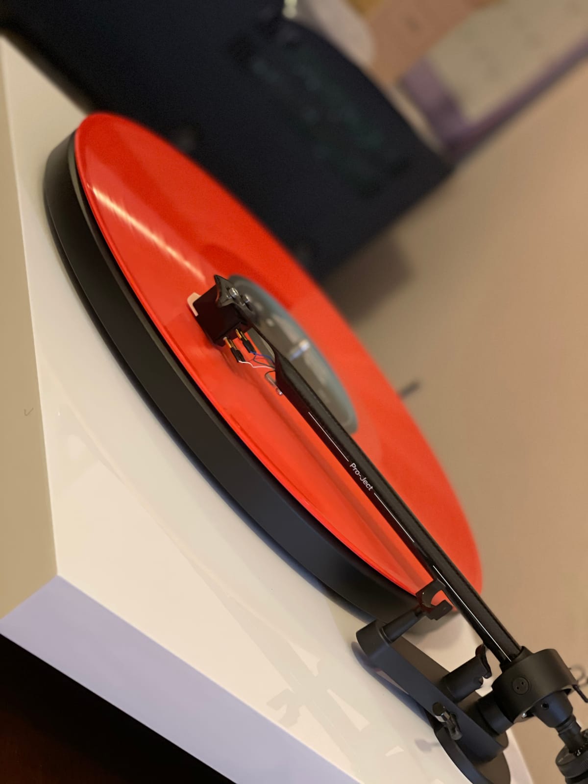 Pro-Ject Debut Carbon EVO Turntable with Sumiko Rainier Cartridge (Gloss Red) customer photo 1