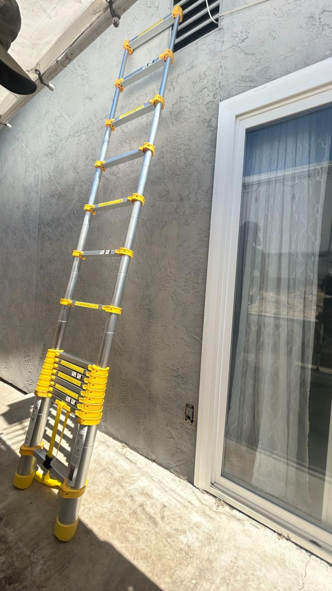 Telescoping Extension Ladder 12.5FT, Aluminum Telescopic Ladders with Carry Bag for Outdoor Indoor Use customer photo 2