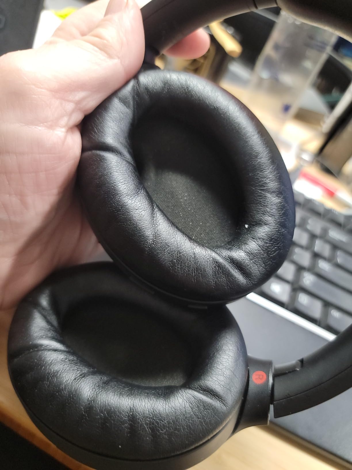 Sony WH-1000XM4 Wireless Noise Cancelling Headphones, Midnight Blue customer photo 2