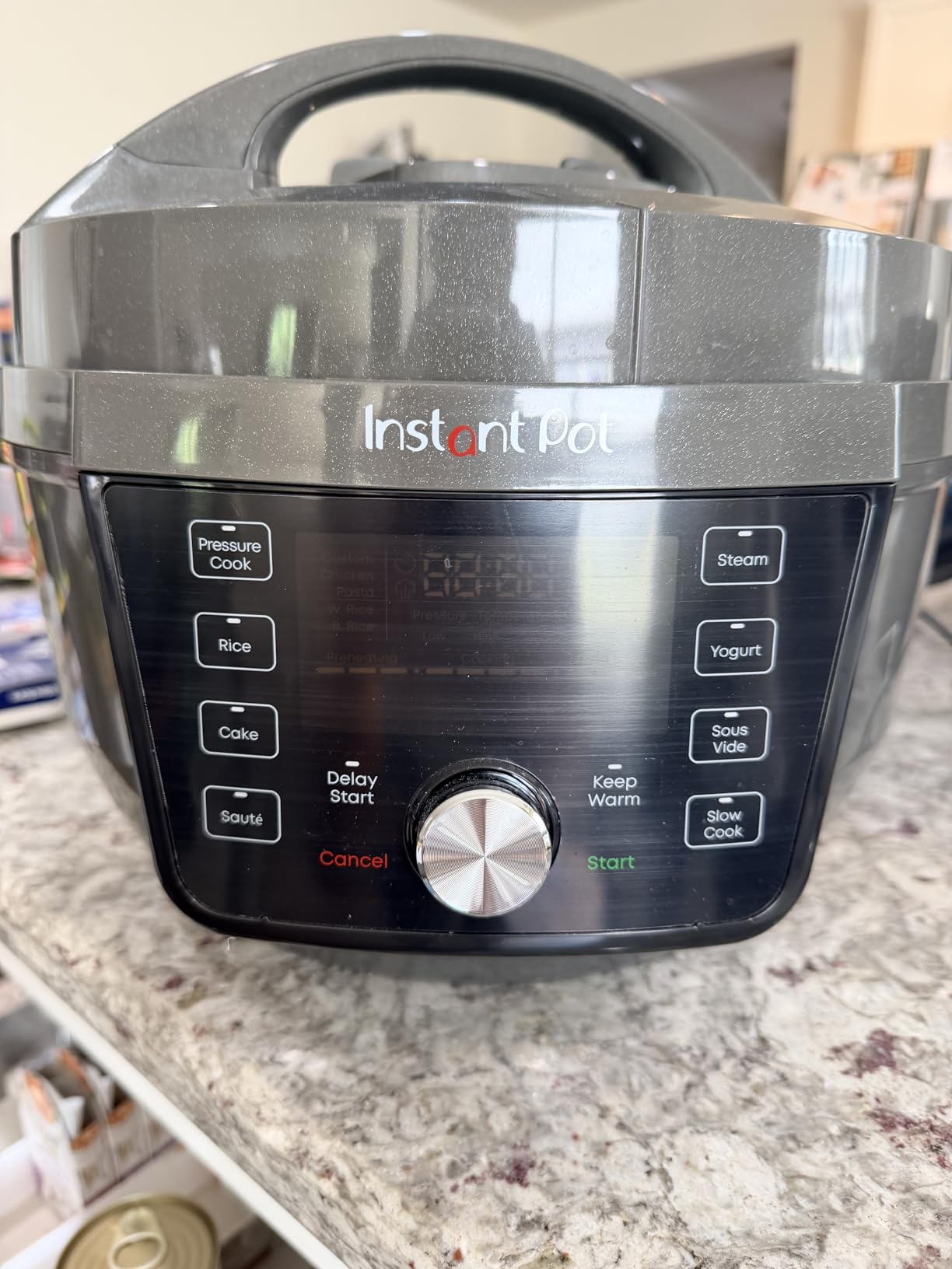 Instant Pot Pro 6 Qt 10-in-1 Electric Pressure Cooker, Black customer photo 1