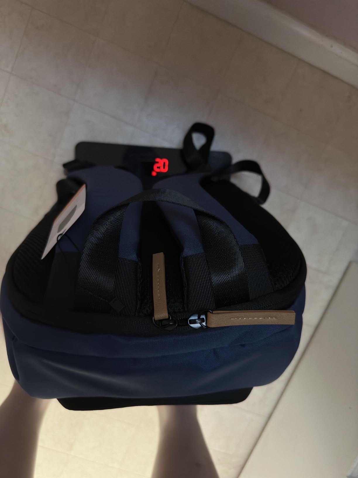 TARION Camera Backpack for Photographers Compact 15L, TB04 Grey customer photo 1