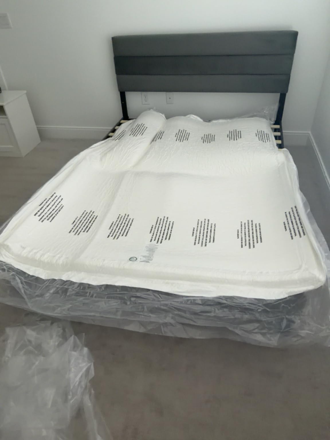 FDW 8 Inch Twin Mattress, Medium Firm, Gel Memory Foam, Bed in a Box, CertiPUR-US Certified customer photo 1