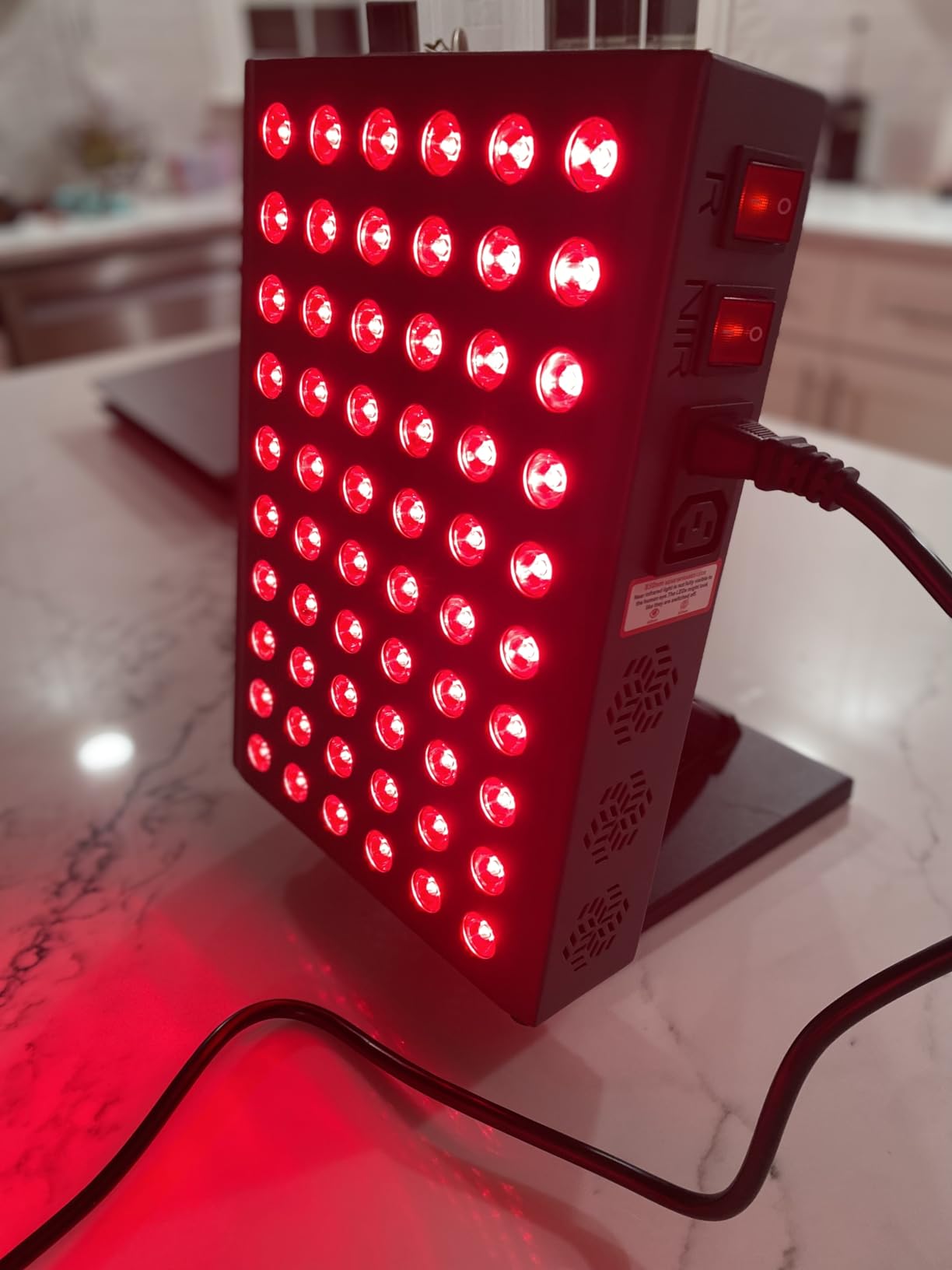 Hooga Red Light Therapy Panel Device – 660nm Red & 850nm Near Infrared Light Therapy, LED Light Therapy Lamp, 60 Dual Chip LEDs, Timer, Table Top Stand Included – PRO300 customer photo 1