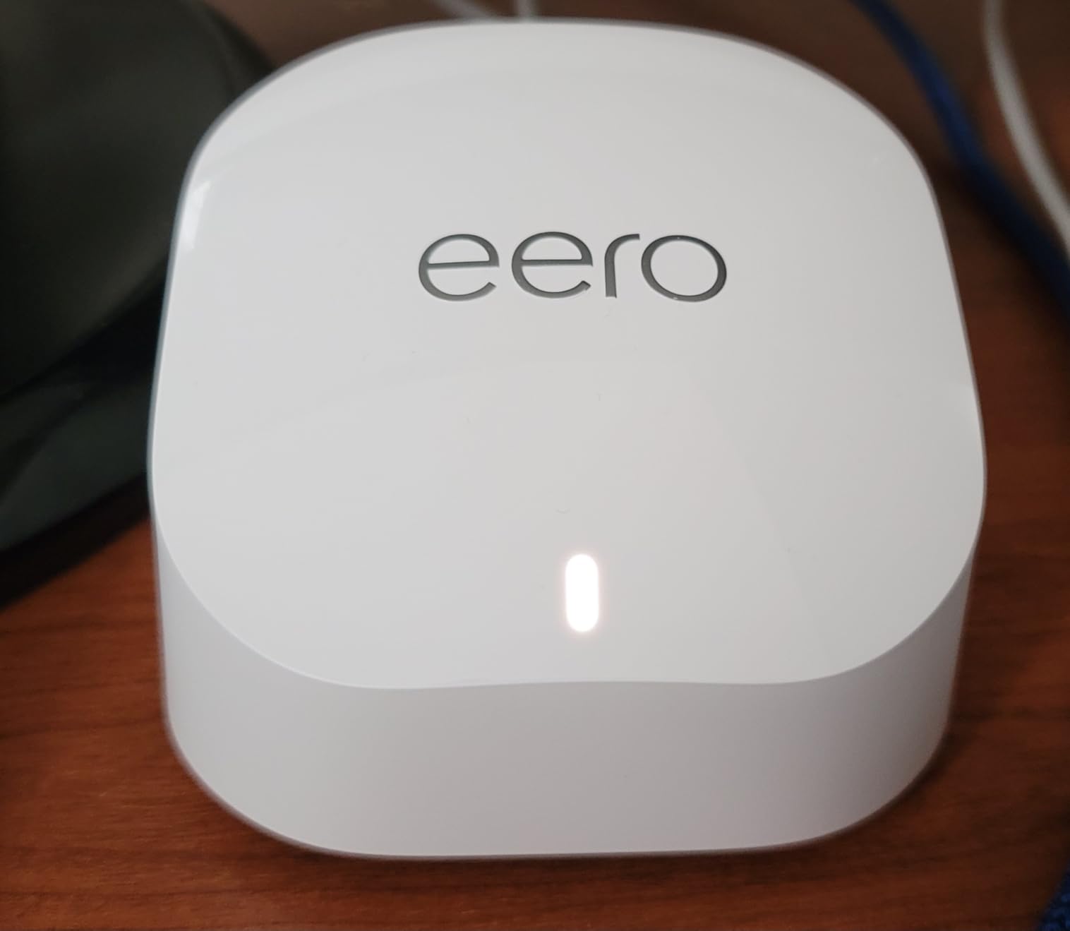 Amazon eero 6+ mesh wifi system - Supports internet plans up to a Gigabit, Coverage up to 4,500 sq. ft., Connect 75+ devices, 3-pack customer photo 1