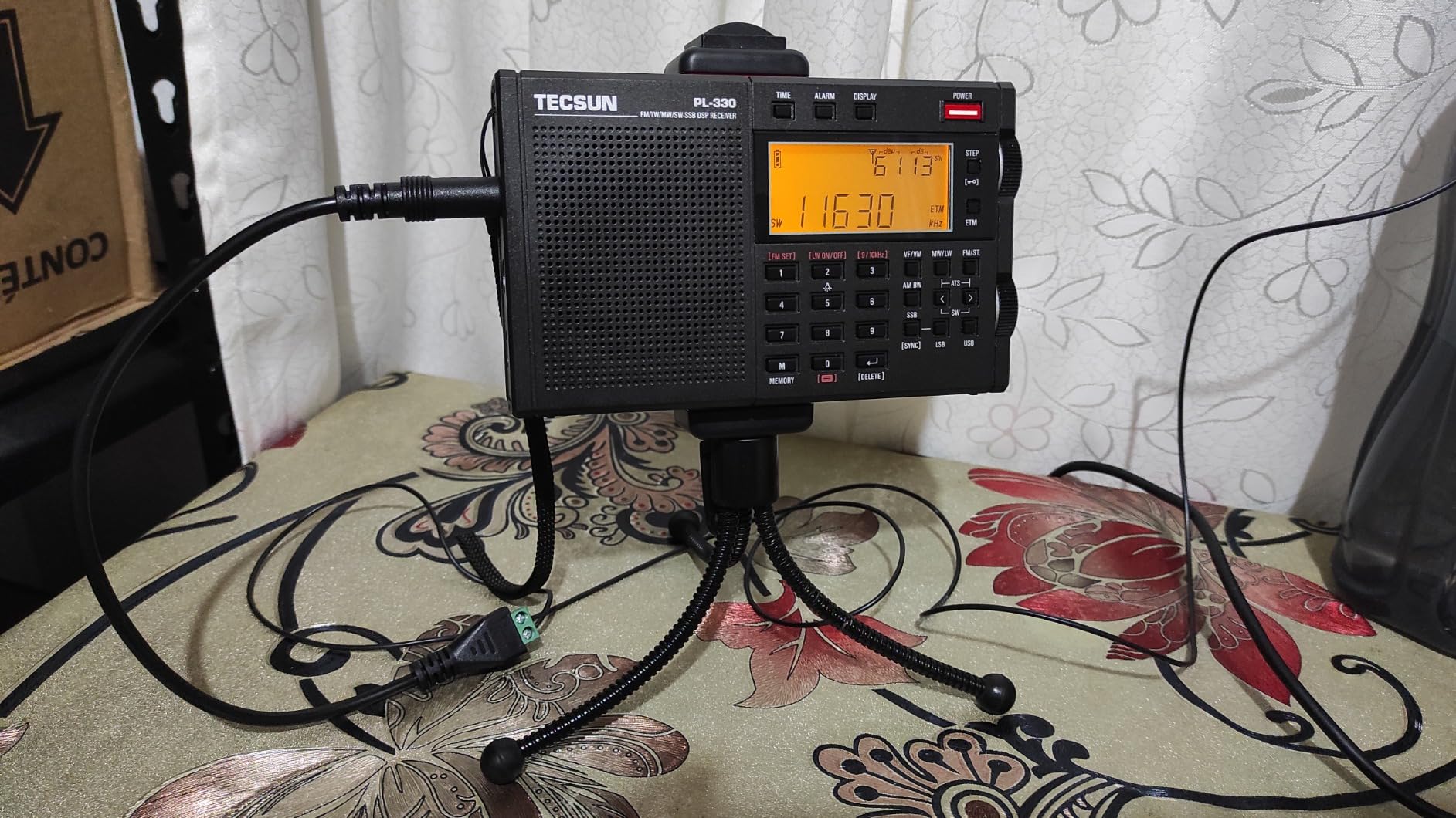 Tecsun Digital PL330 AM/FM/LW/SW Worldband Radio with Single Side Band Receiver customer photo 2
