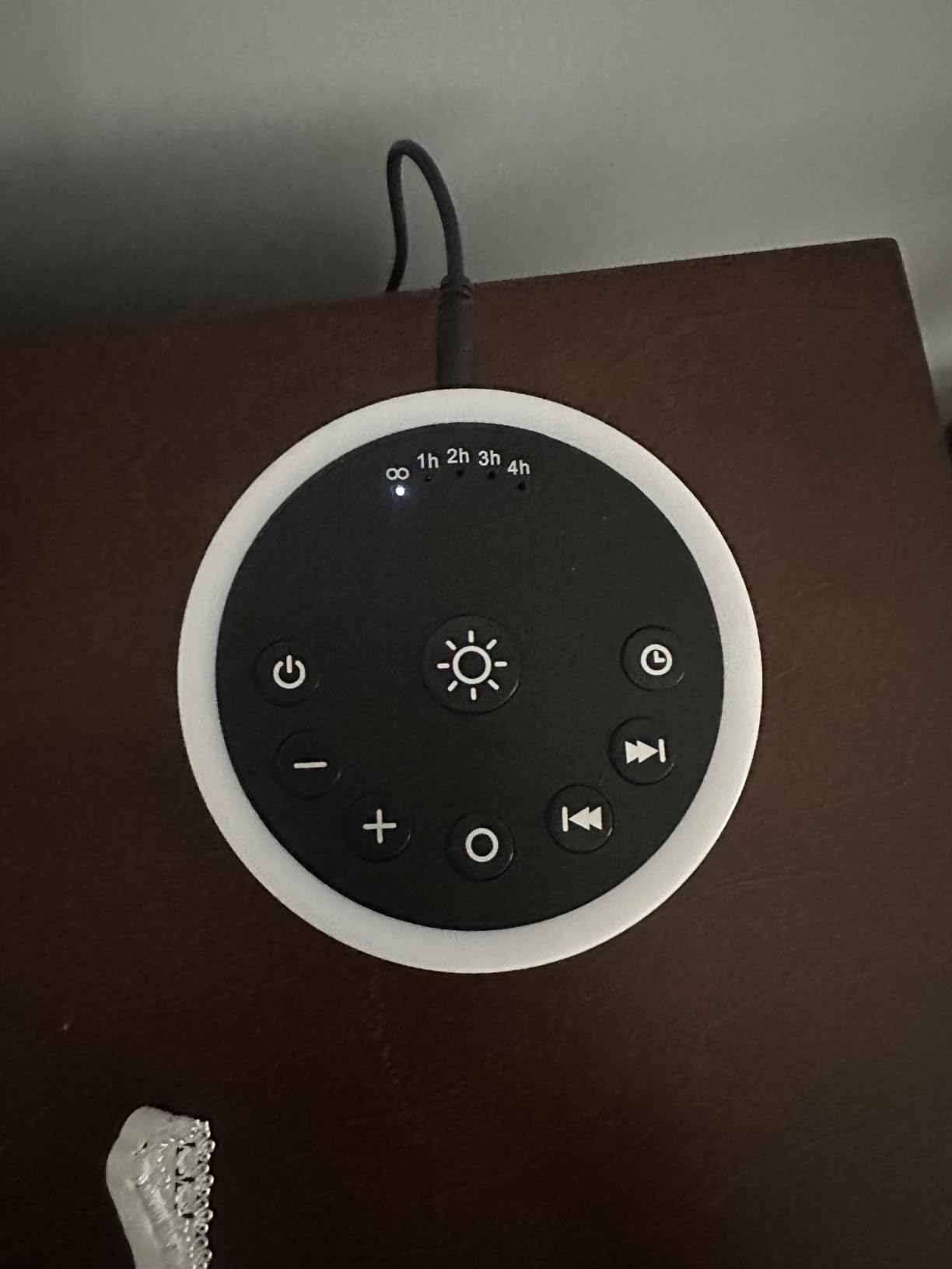 Color Noise Sound Machines with 10 Colors Night Light 25 Soothing Sounds and Sleep White Noise Machine 32 Volume Levels 5 Timers Adjustable Brightness Memory Function for Adults Kids Baby customer photo 2