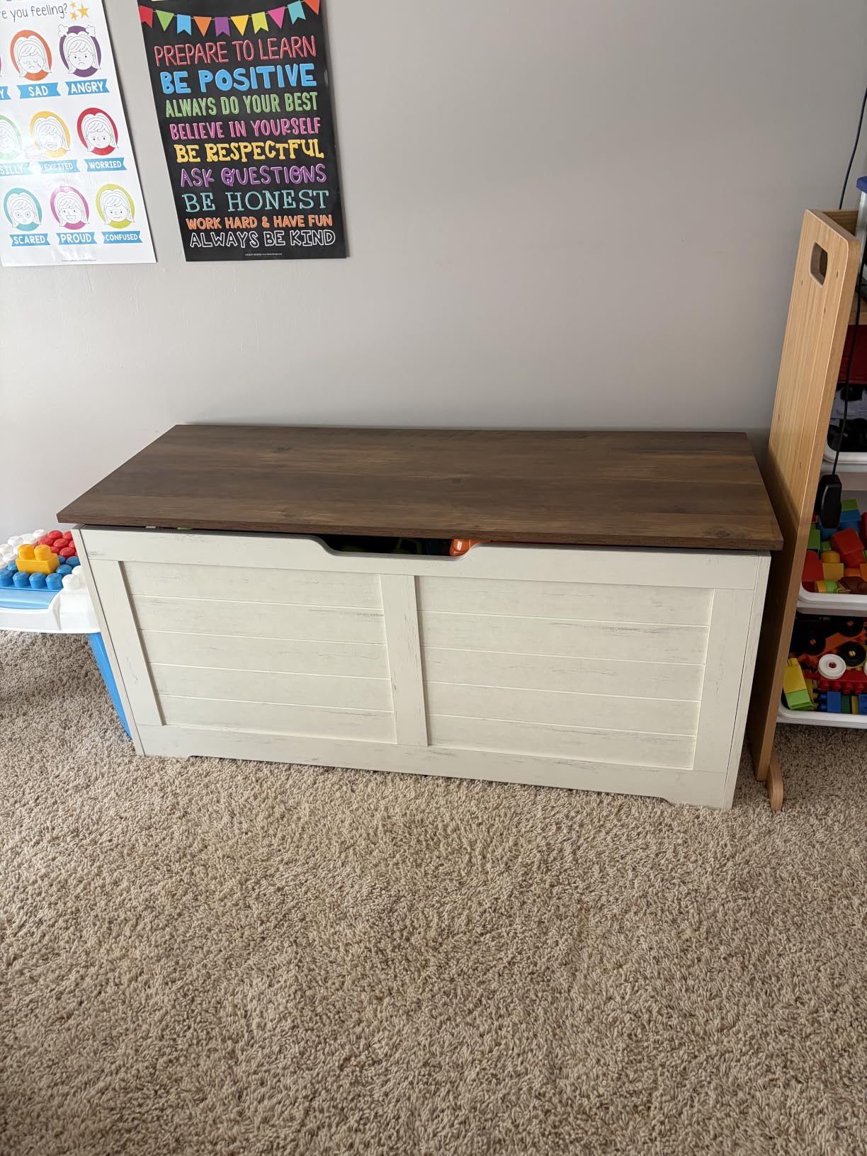 VASAGLE Storage Chest, 39.4 Inches Width Bench with 2 Safety Hinges customer photo 2