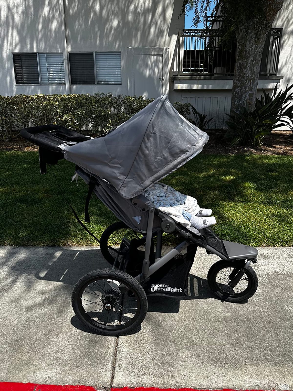 Joovy Zoom360 Ultralight Jogging Stroller, Black customer photo 2