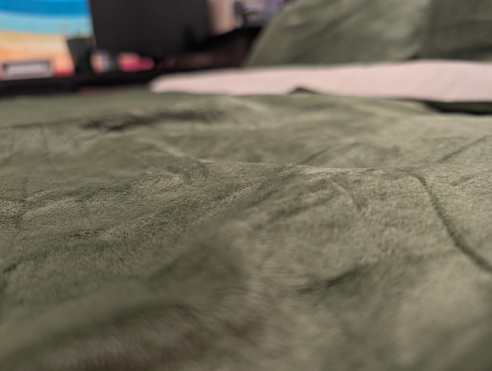 Ivellow Velvet Duvet Cover King Size Set Olive Green with Zipper Corner Tie | Ultra-soft breathable flannel velour comforter cover with 2 matching pillow shams, cozy luxury velvet bedding Zipper Closure customer photo 1