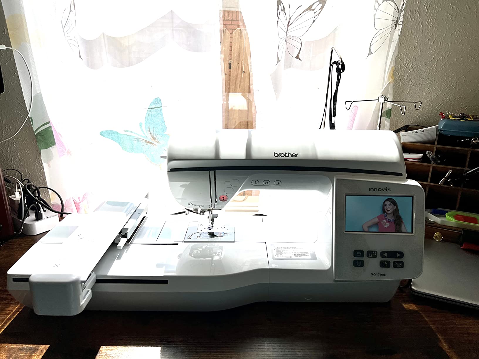 Brother Inno-vis NQ1700E Embroidery Machine With BES Blue Software customer photo 2