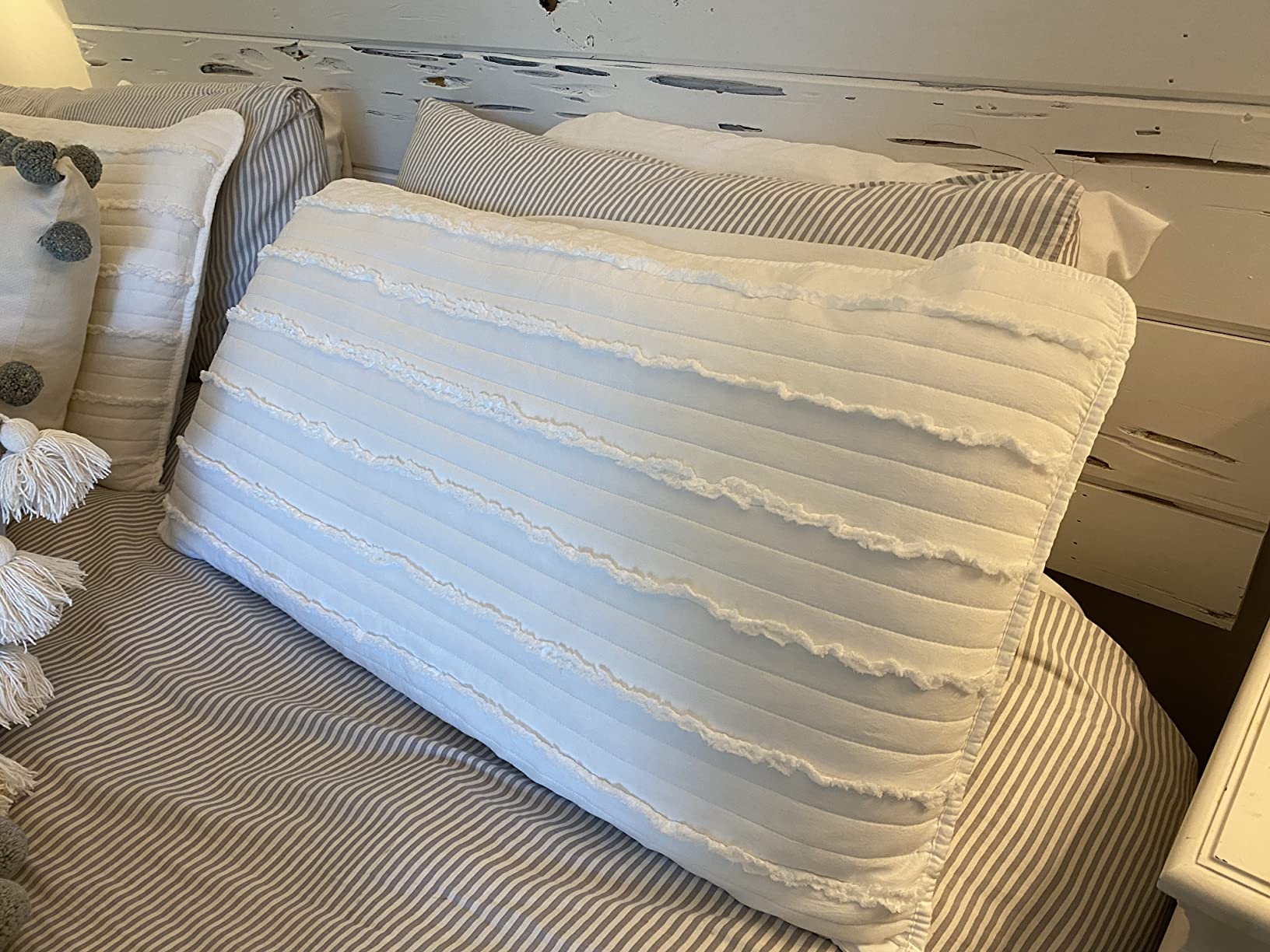 BOSOWOS Standard Size Pillow Shams Set of 2, Ultra Soft Breathable 20 x 26 Inches Pillow Case Envelope Closure, Microfiber Farmhouse Bed Pillowcases for Easy Care, White | Pillow Case Envelope Closure, Microfiber Farmhouse Bed Pillowcases for Easy Care, White customer photo 1