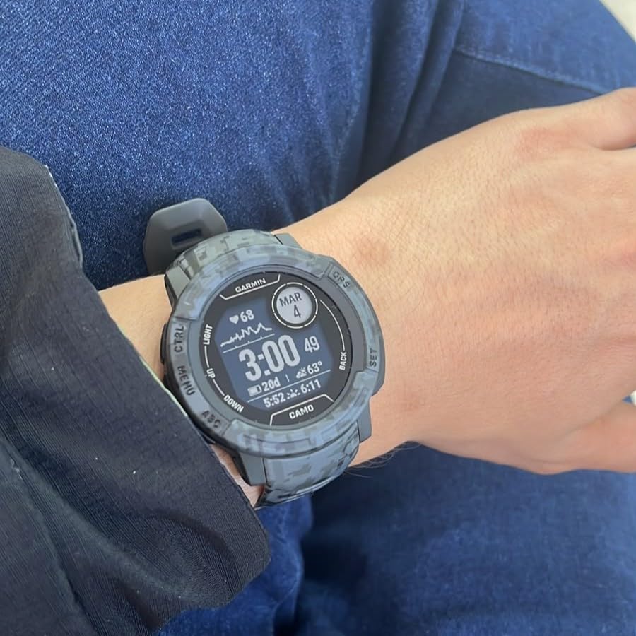 Garmin Instinct 2, Camo-Edition, Rugged Outdoor Watch with GPS, Built for All Elements, Multi-GNSS Support, Tracback Routing and More, Graphite camo customer photo 2