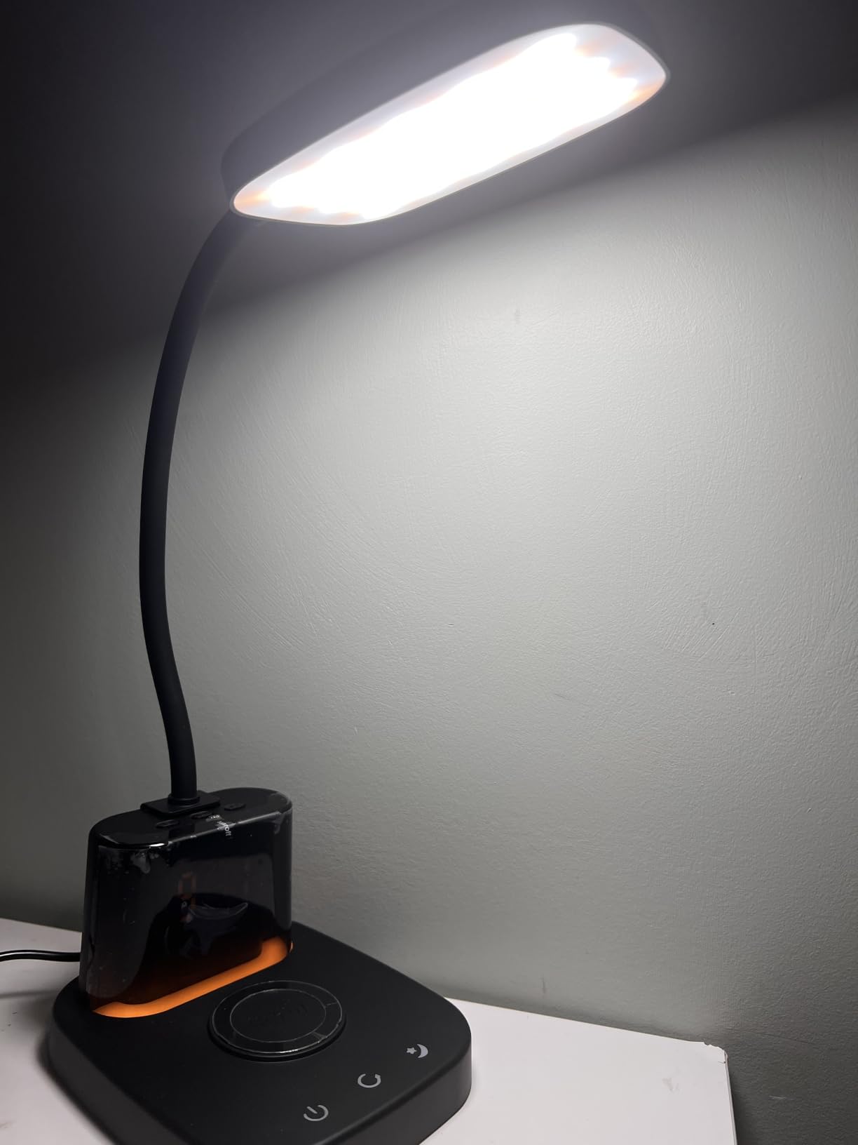 LED Desk Lamp with 10W Wireless Charging & Pen Holder, Black | CRI 95, 800LM, Stepless Dimming, 3 Modes, 360°Flexible Arm, Touch, Study Table Lamp for Home Office, Dorm Room, with Adapter customer photo 1