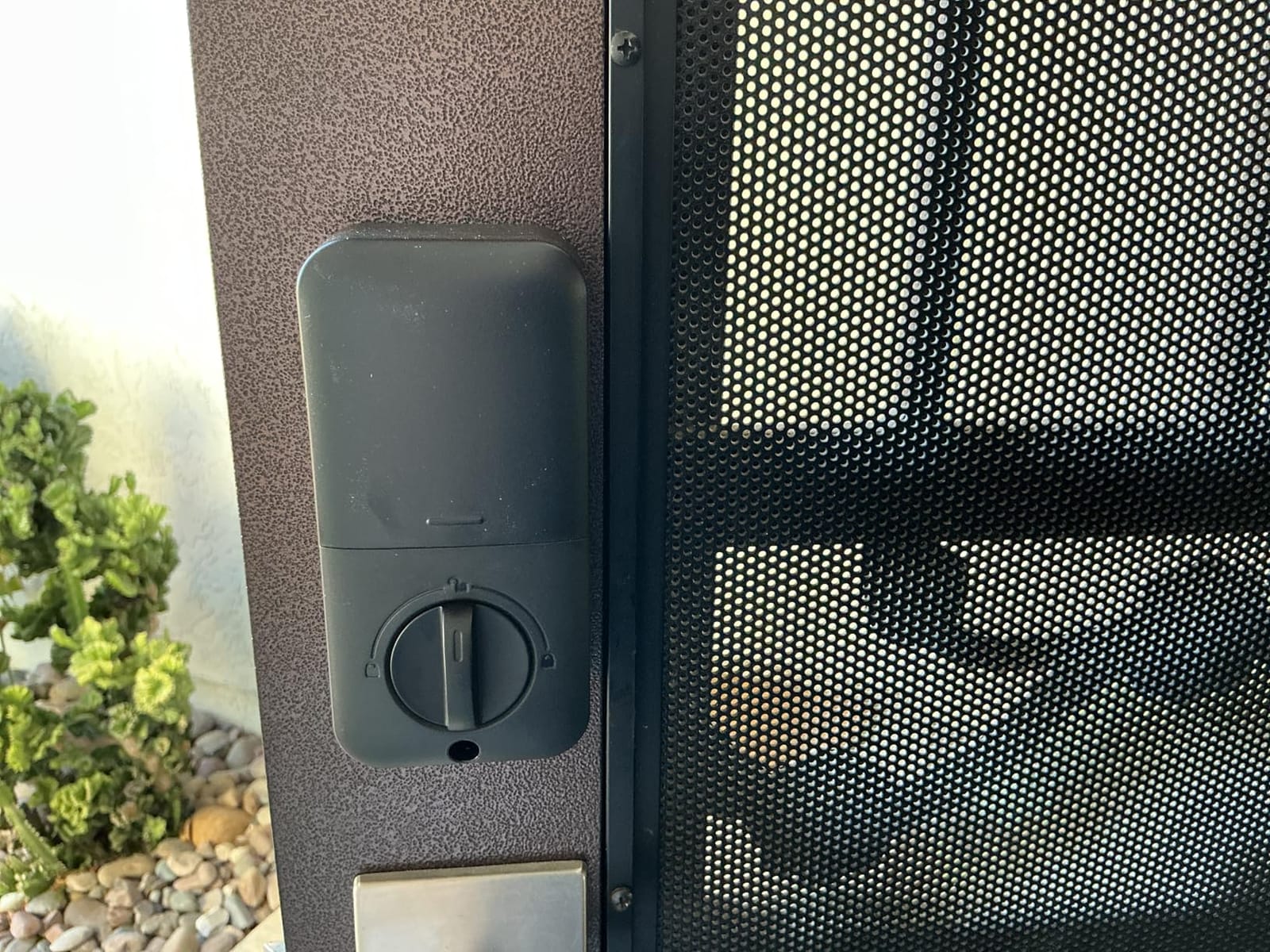 TEEHO TE002 Fingerprint Deadbolt with Keypad for Front Door, Matte Black | 1-Second Fingerprint Unlock, ANSI Grade 3, 20 User Codes, Auto Lock, Anti-Peep Password, IP54 Waterproof & Low Battery Alerts customer photo 2