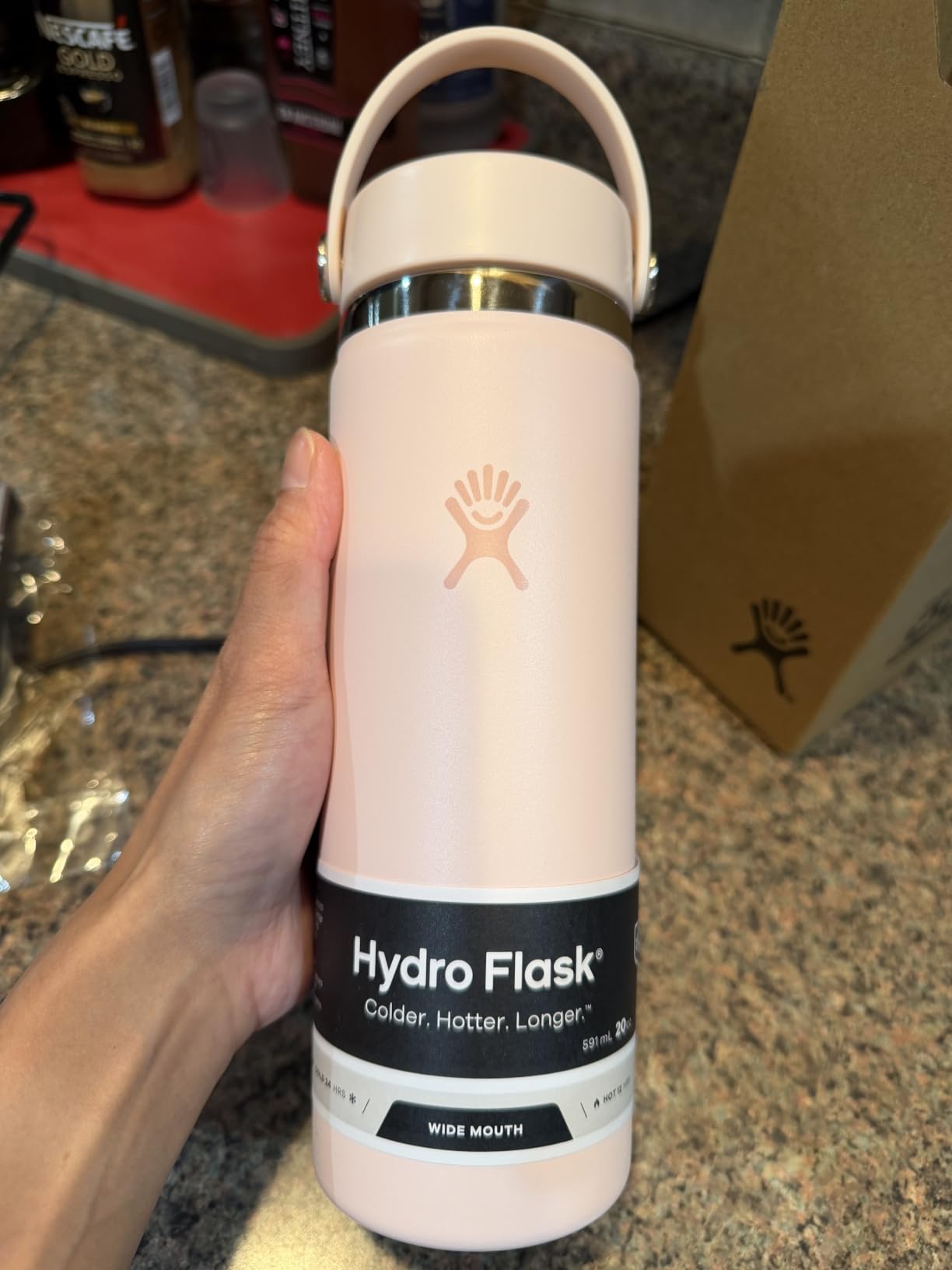 Hydro Flask Water Bottle - Insulated Stainless Steel - Wide Mouth Flex Lid, Non Spill, Leakproof and Refillable in 32 Oz Indigo Blue customer photo 1