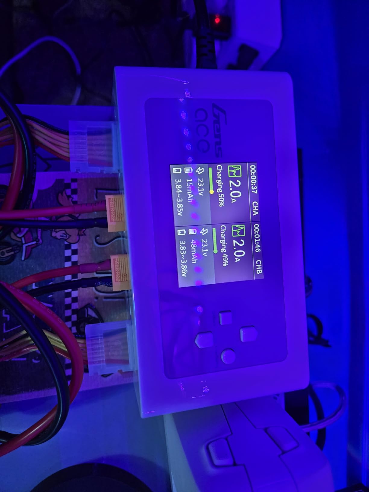 Gens Ace Lipo Battery Charger IMARS D300 G-Tech Series Smart Dual Lipo Charger 16A AC 300W DC 700W Lipo Charge(White) customer photo 1