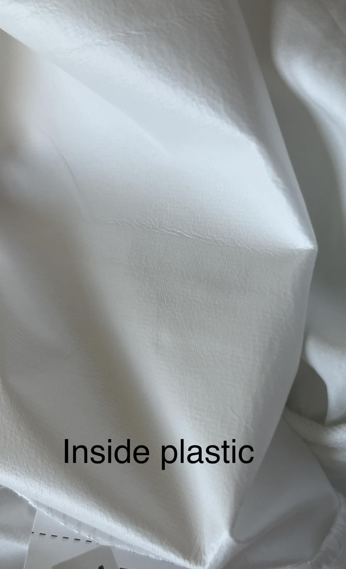 Set of 4 Pillow Protectors with Zipper Standard Size - Ultra Soft Pillow Encasements, Bed Bug & Dust Mite Proof, Moisture Wicking and Waterproof Pillow Cases by Utopia Bedding customer photo 1