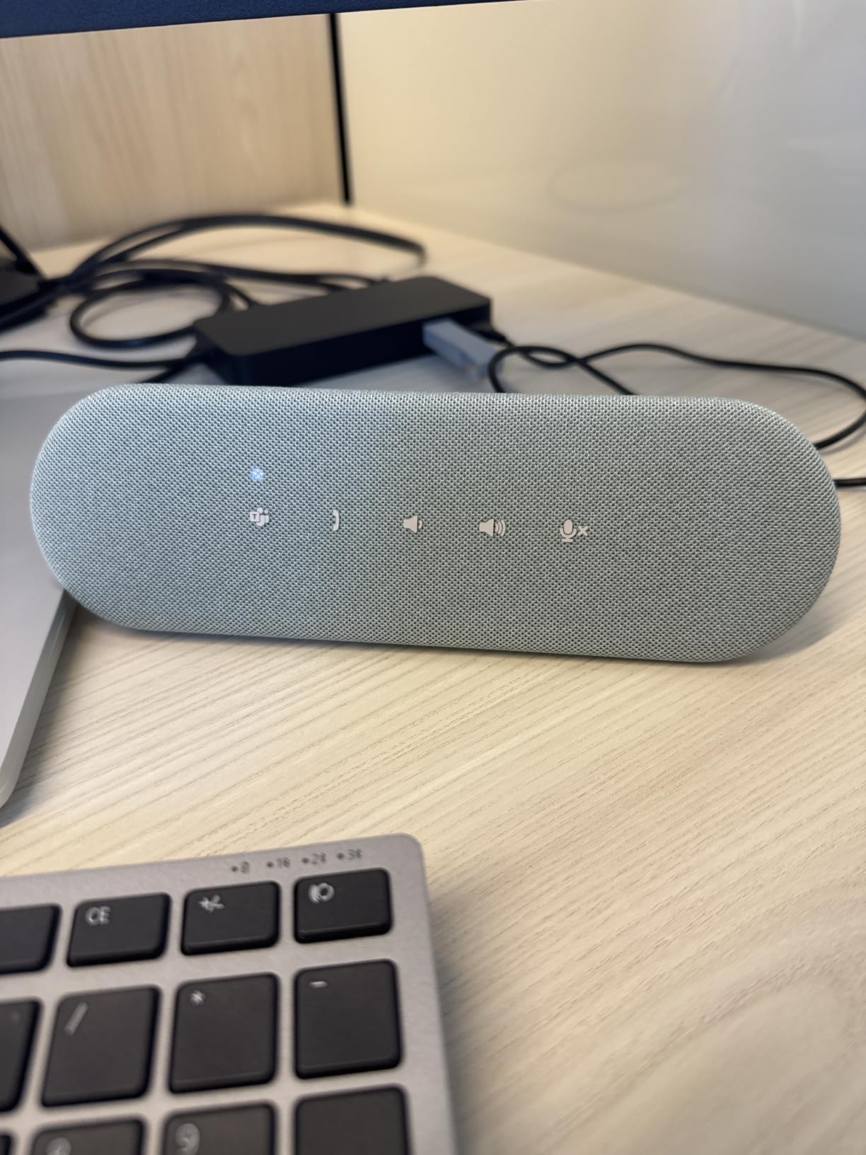 Dell Speakerphone SP3022, Microsoft Teams Certified, Zoom Certified customer photo 2