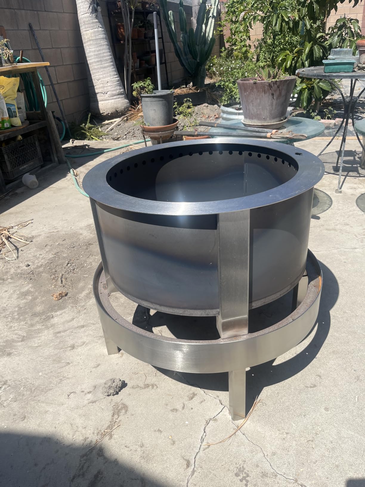 Breeo X Series 24 - Corten Steel Smokeless Fire Pit for Outside - 27.5 in customer photo 1