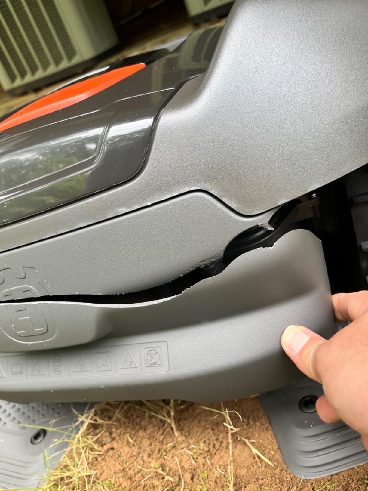 Husqvarna Automower 430X Robotic Lawn Mower with GPS Assisted Navigation, Automatic Lawn Mower with Self Installation and Ultra-Quiet Smart Mowing Tech for Medium to Large Yards (0.8 Acre), 967852845 customer photo 2
