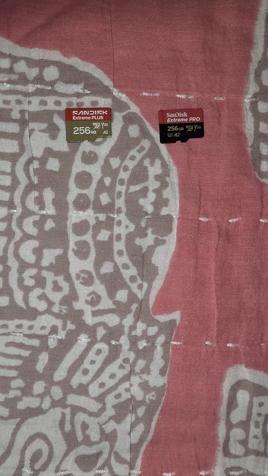 SanDisk Extreme PRO 256 GB Class 3/UHS-I (U3) V30 microSDXC customer photo 2