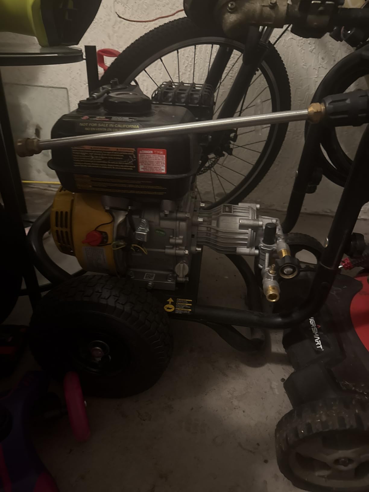 DeWalt 3300 PSI Gas Pressure Washer, 2.4 GPM, Residential Model DXPW3300-S customer photo 1
