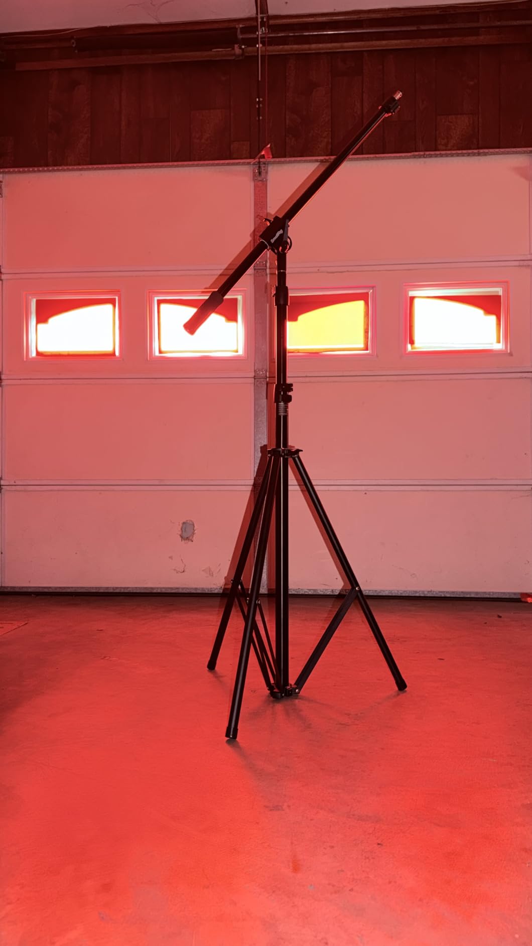 SmallRig 9.2ft Light Stand with Boom Arm, Photography Lighting Tripod customer photo 2