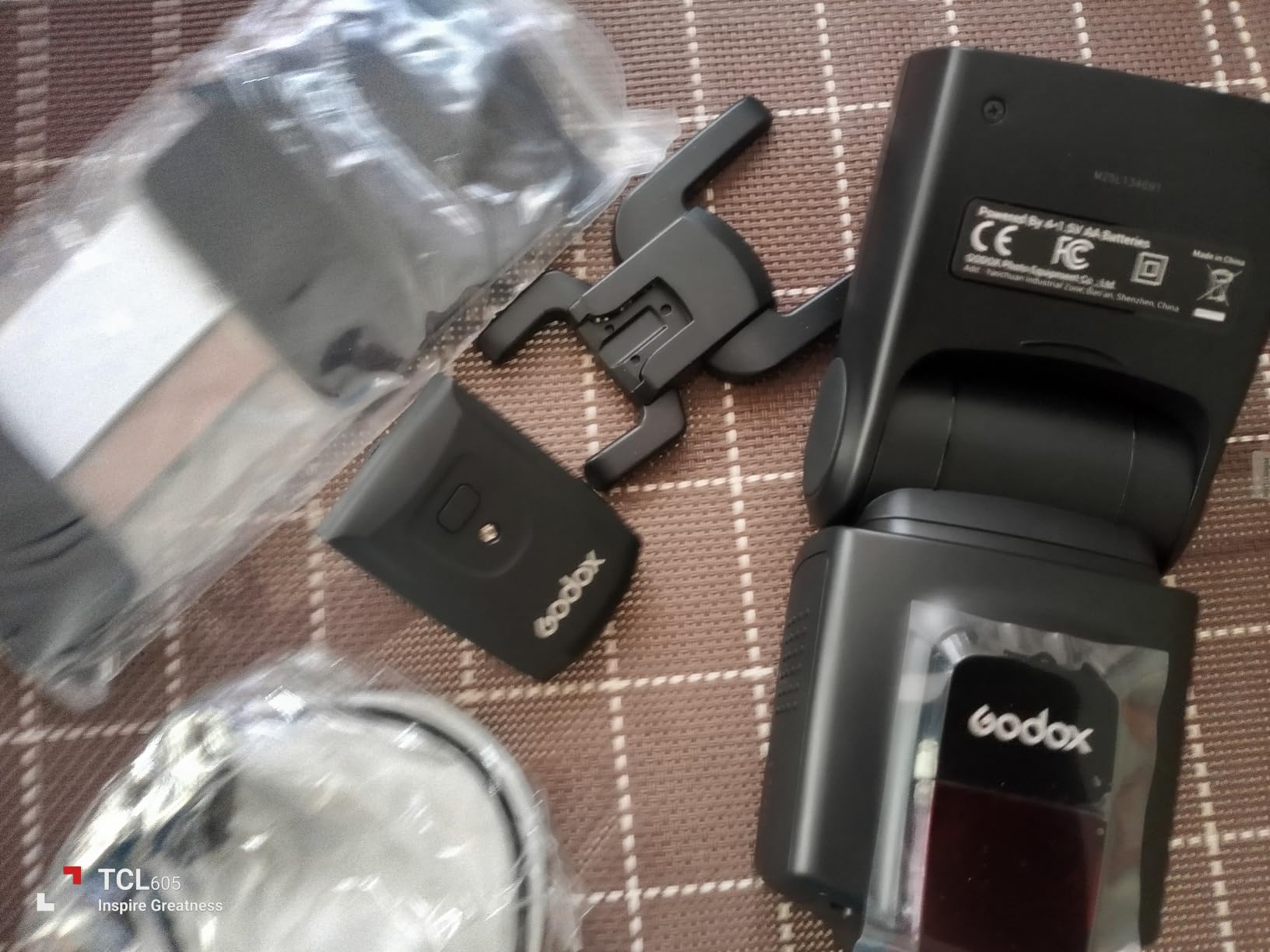 Godox TT520II Universal Hot Shoe Wireless Transmission Flash Speedlite customer photo 2